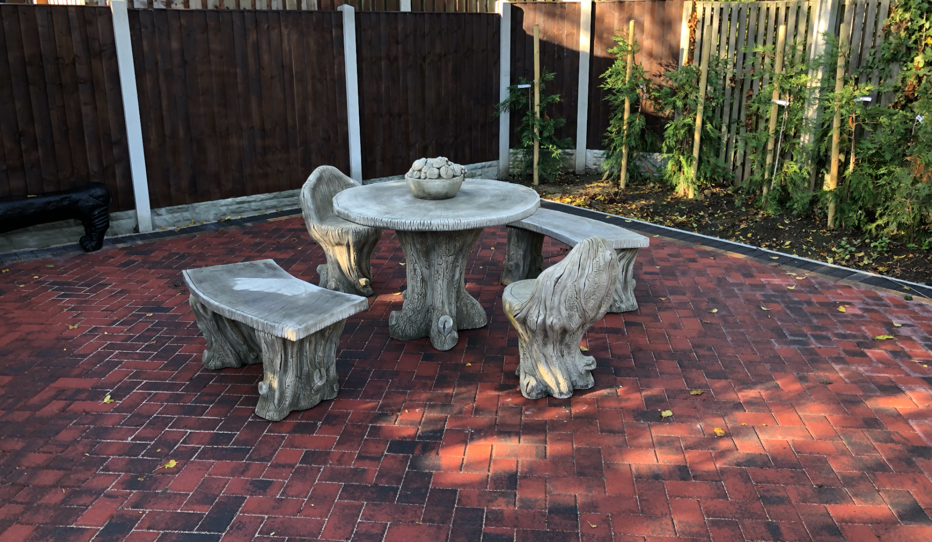 CONCRETE PATIO SET *PLUS VAT*