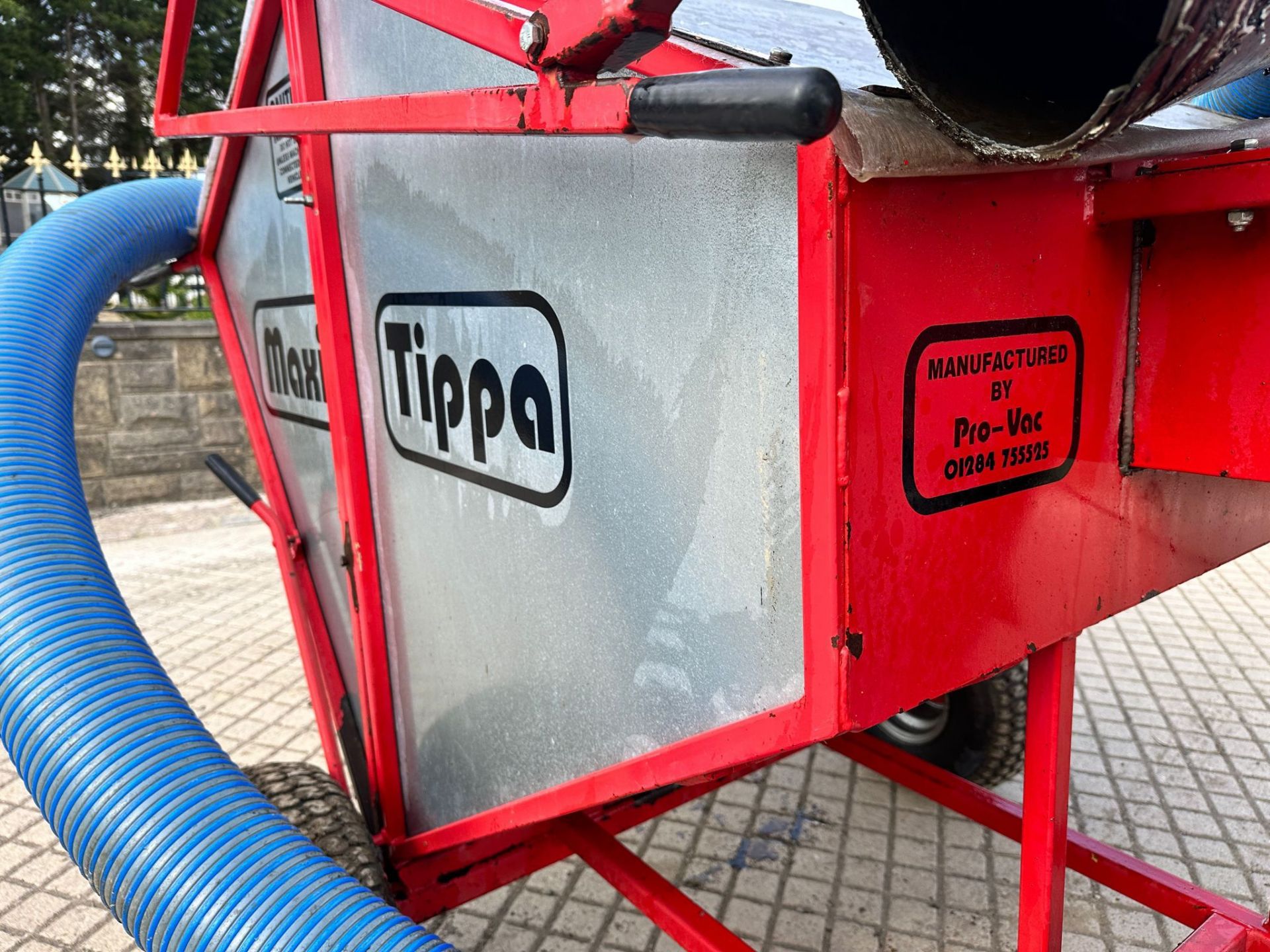 PRO/VAC TIPPA MAXI VACUUM SUCKER POO PICKER *PLUS VAT* - Image 8 of 12