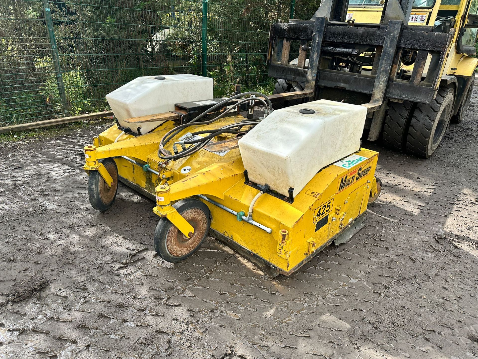 MULTISWEEP 425 SWEEPER COLLECTOR *PLUS VAT*
