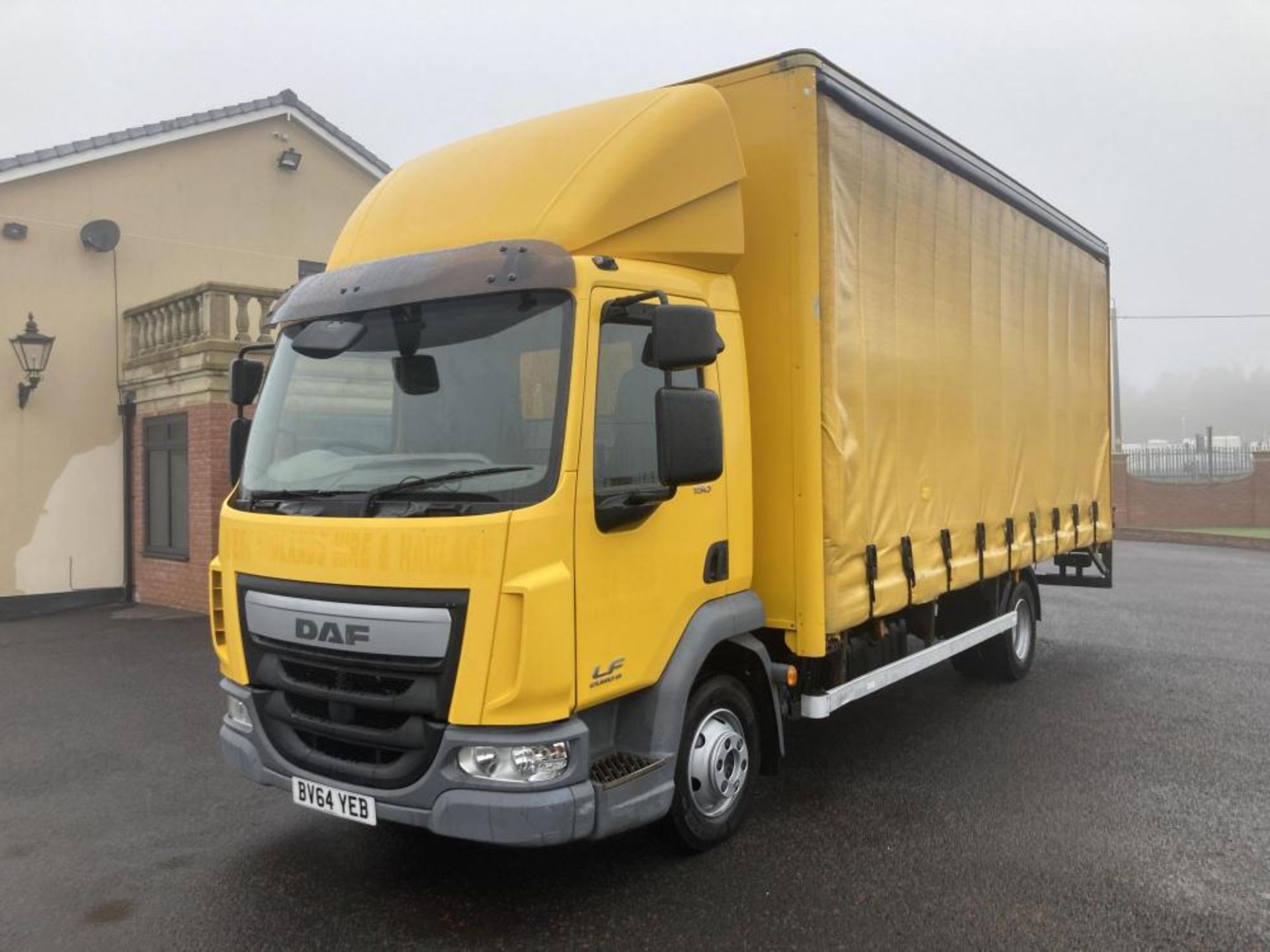 2014 DAF LF 45.150 7.5 ton CURTAIN SIDE WITH TAIL LIFT EURO 6 *PLUS VAT*