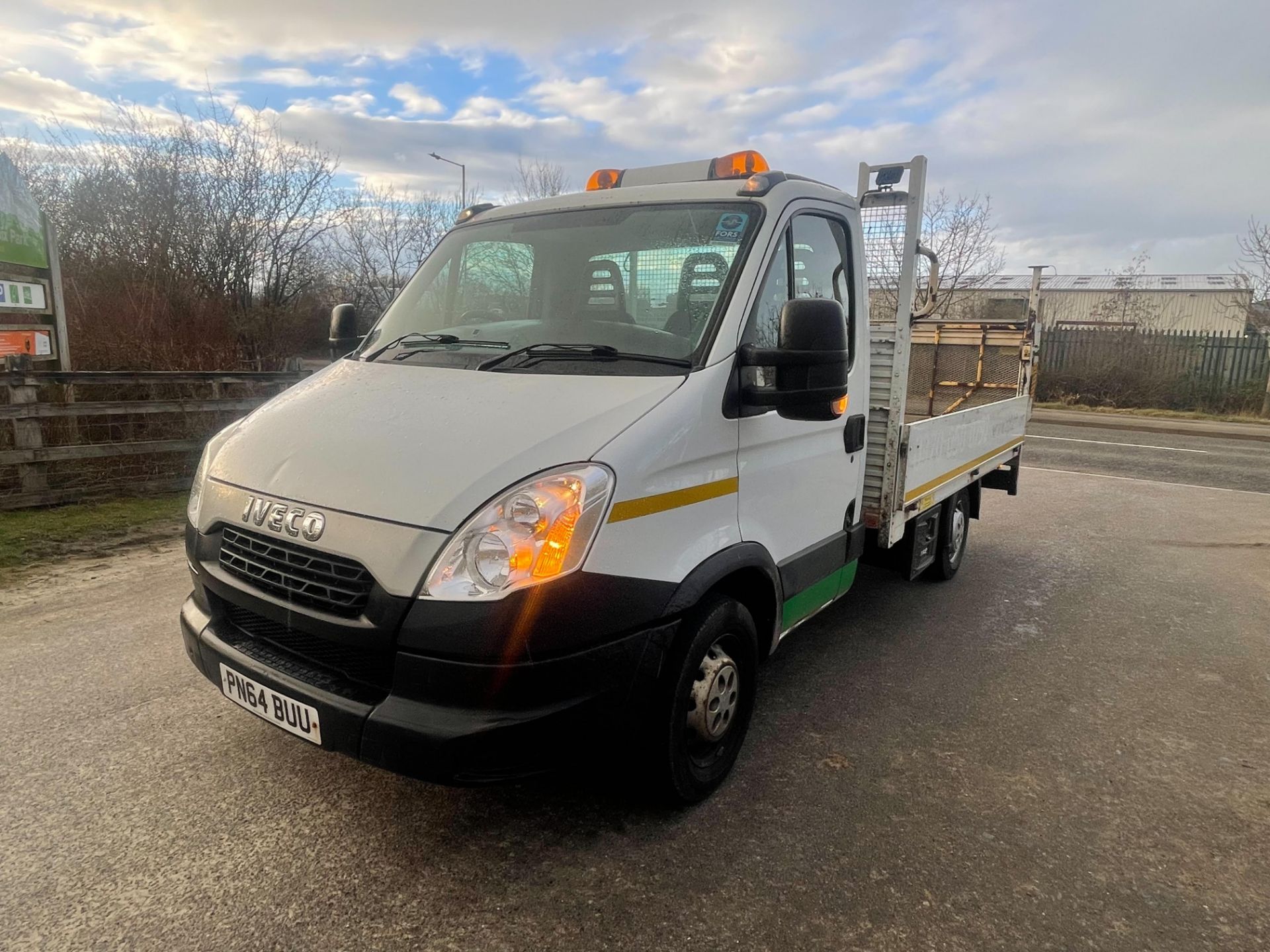2014 IVECO DAILY 35S13 MWB WHITE CHASSIS CAB *NO VAT* - Image 2 of 8
