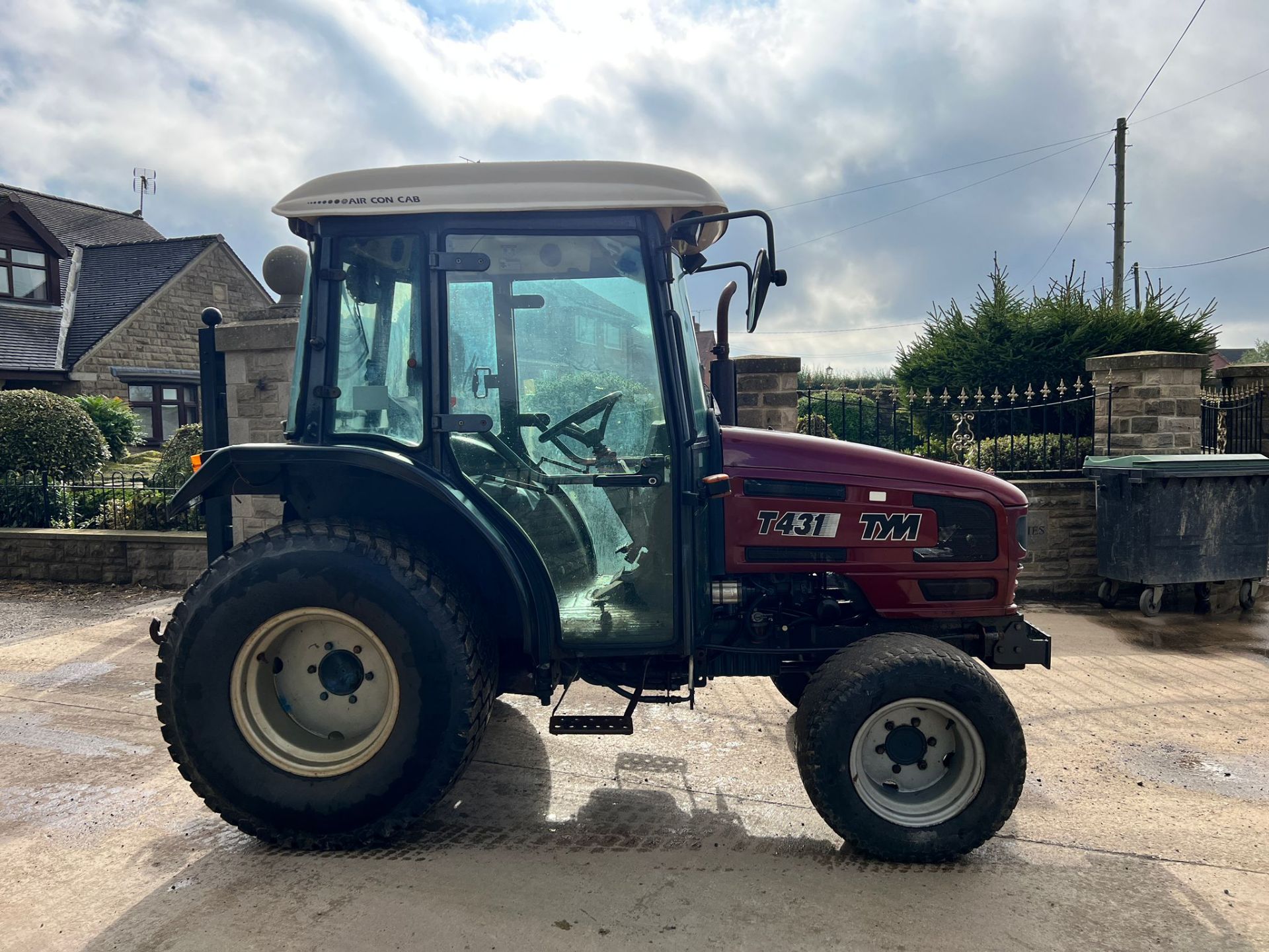 TYM T431 43HP 4WD Compact Tractor *PLUS VAT*