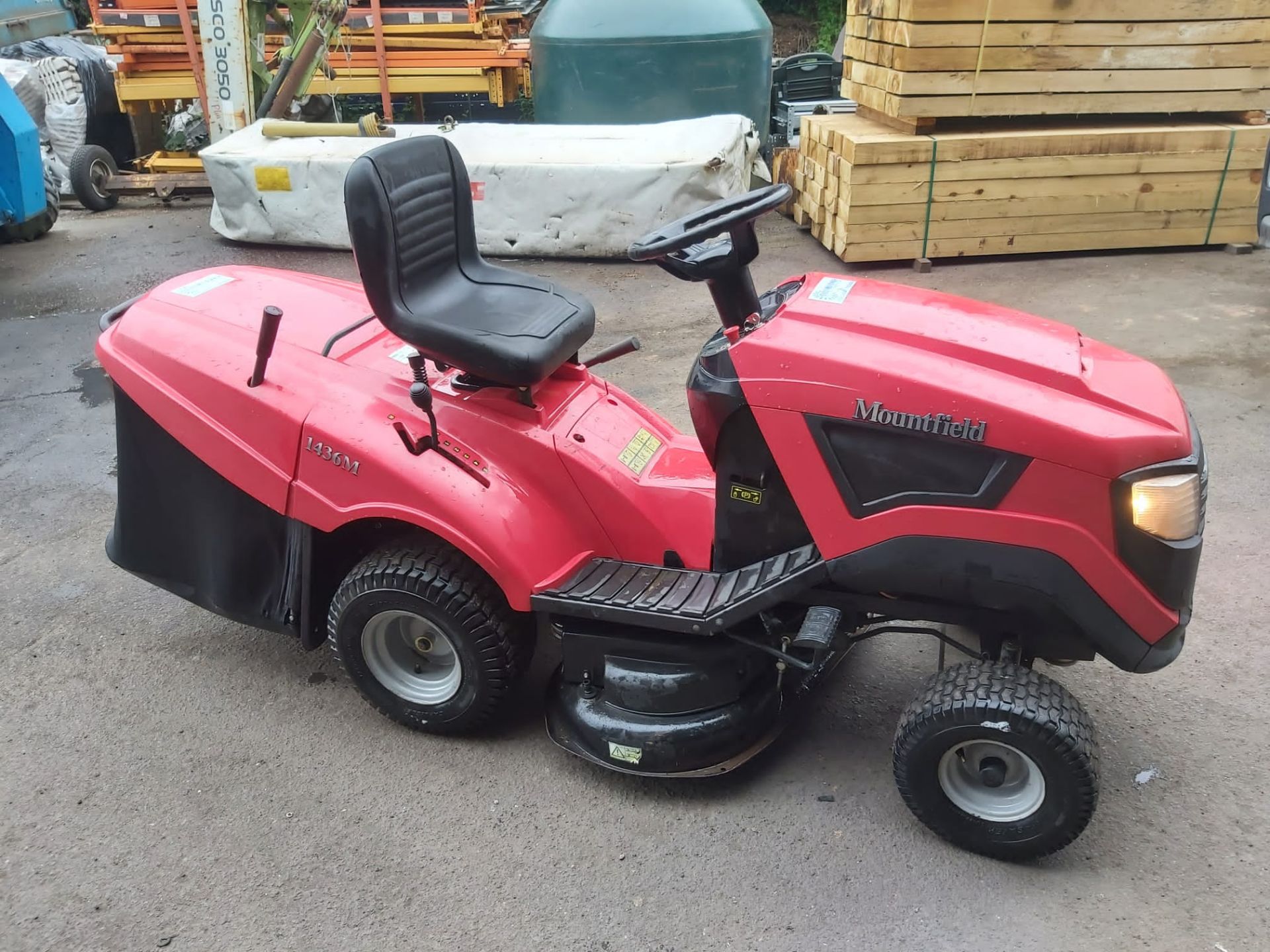 MOUNTFIELD 1436M RIDE ON LAWN MOWER *NO VAT*