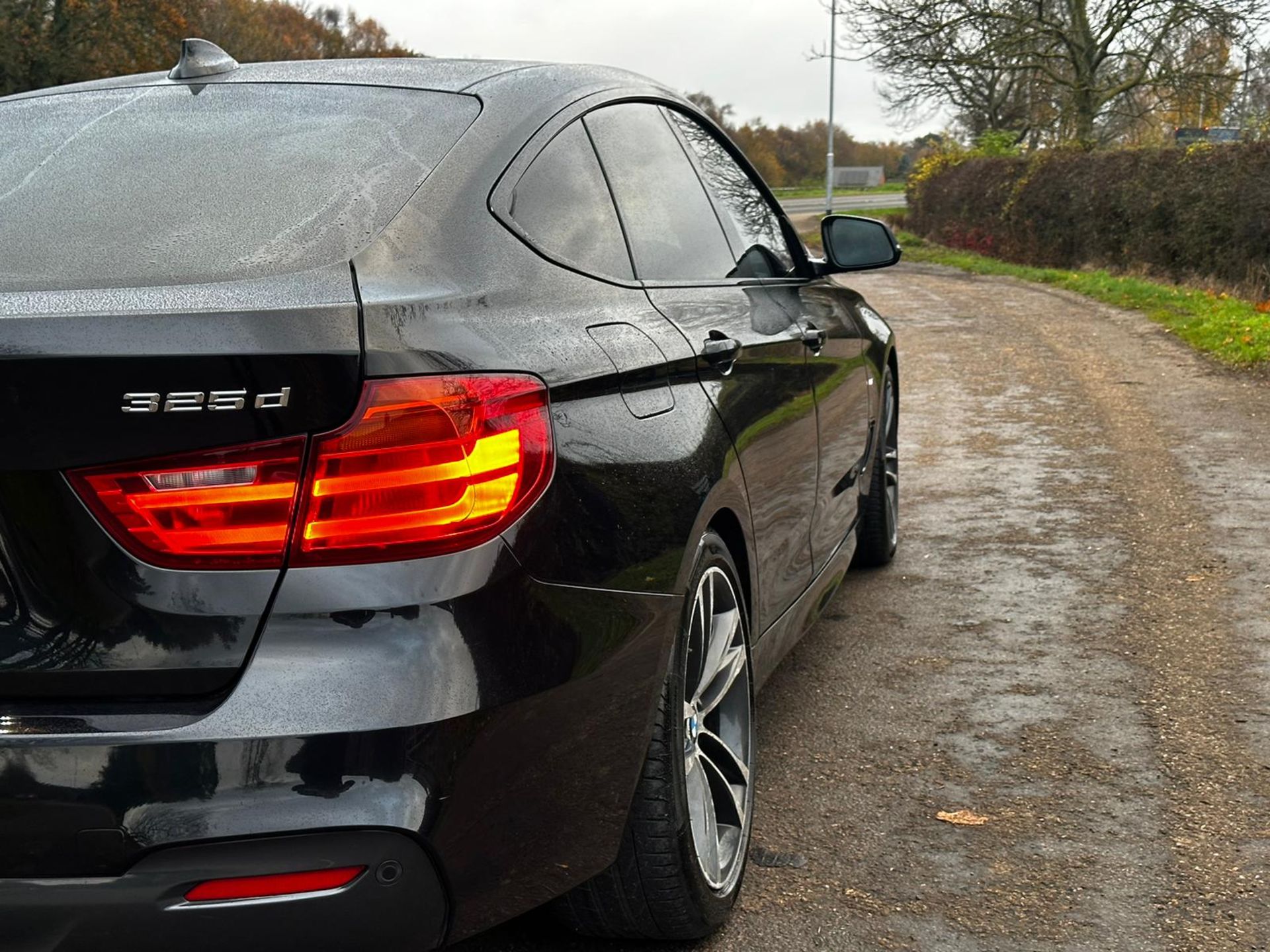 2013 BMW 325D M SPORT GT AUTO BLACK HATCHBACK *NO VAT* - Image 9 of 28