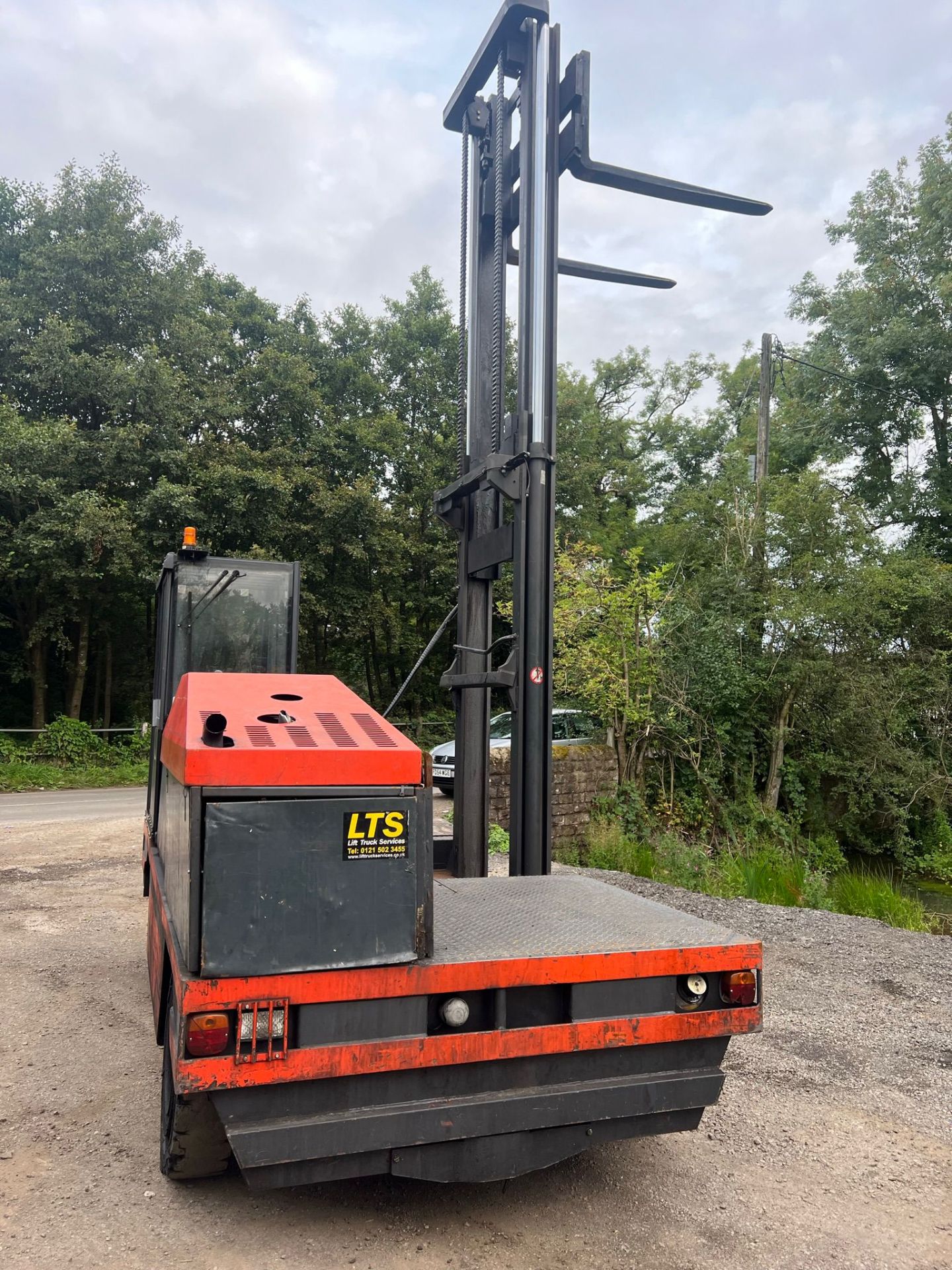 LINDI S40 SIDE LOADER FORKLIFT *PLUS VAT* - Image 14 of 14