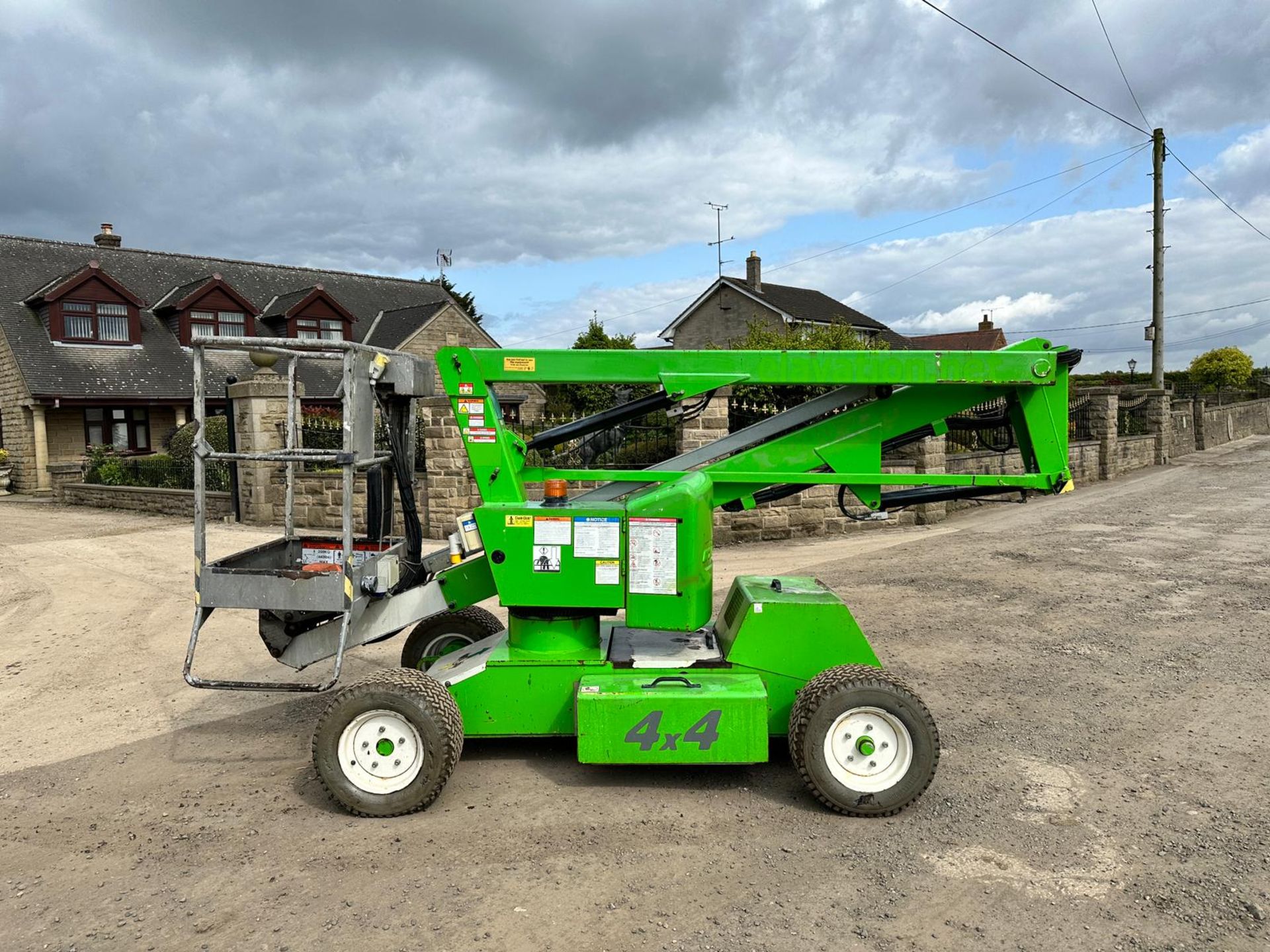 2013 NIFTYLIFT HR12NDE BI-FUEL HEIGHTRIDER 12 BOOM LIFT *PLUS VAT* - Image 8 of 17