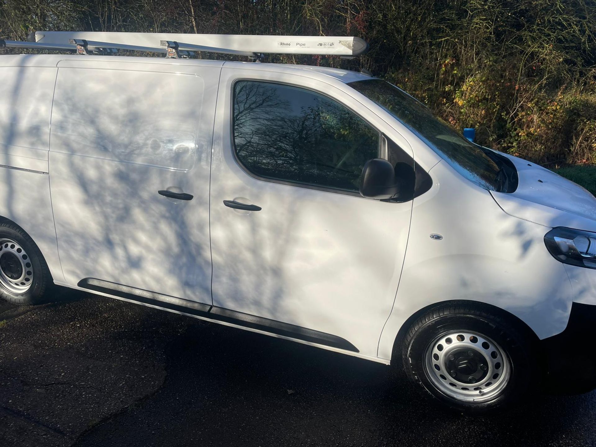 2021 CITROEN DISPATCH 1000 ENT PRO B-HDI SS WHITE PANEL VAN *NO VAT* - Image 13 of 23