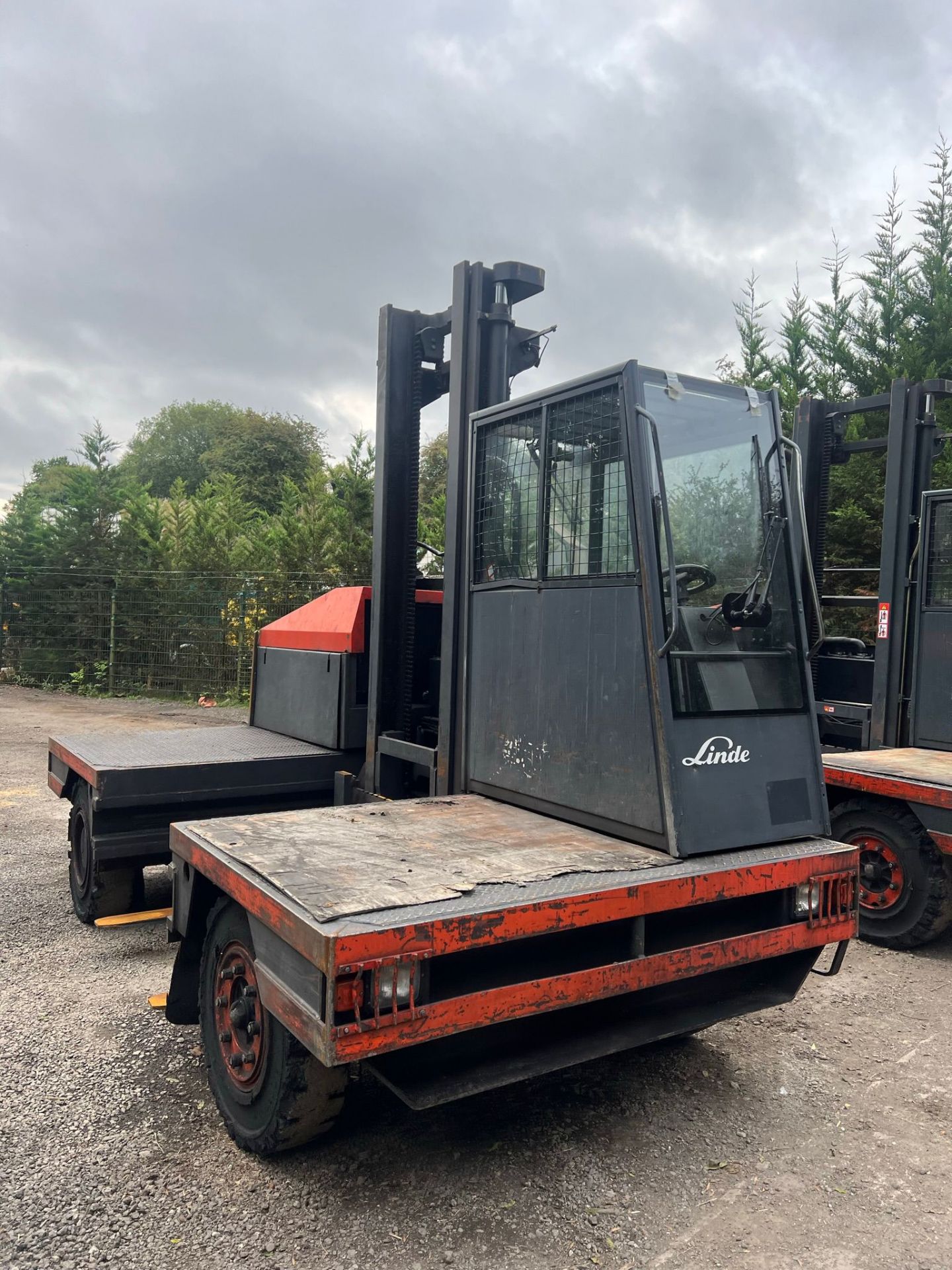 LINDI S40 SIDE LOADER FORKLIFT *PLUS VAT* - Image 7 of 14