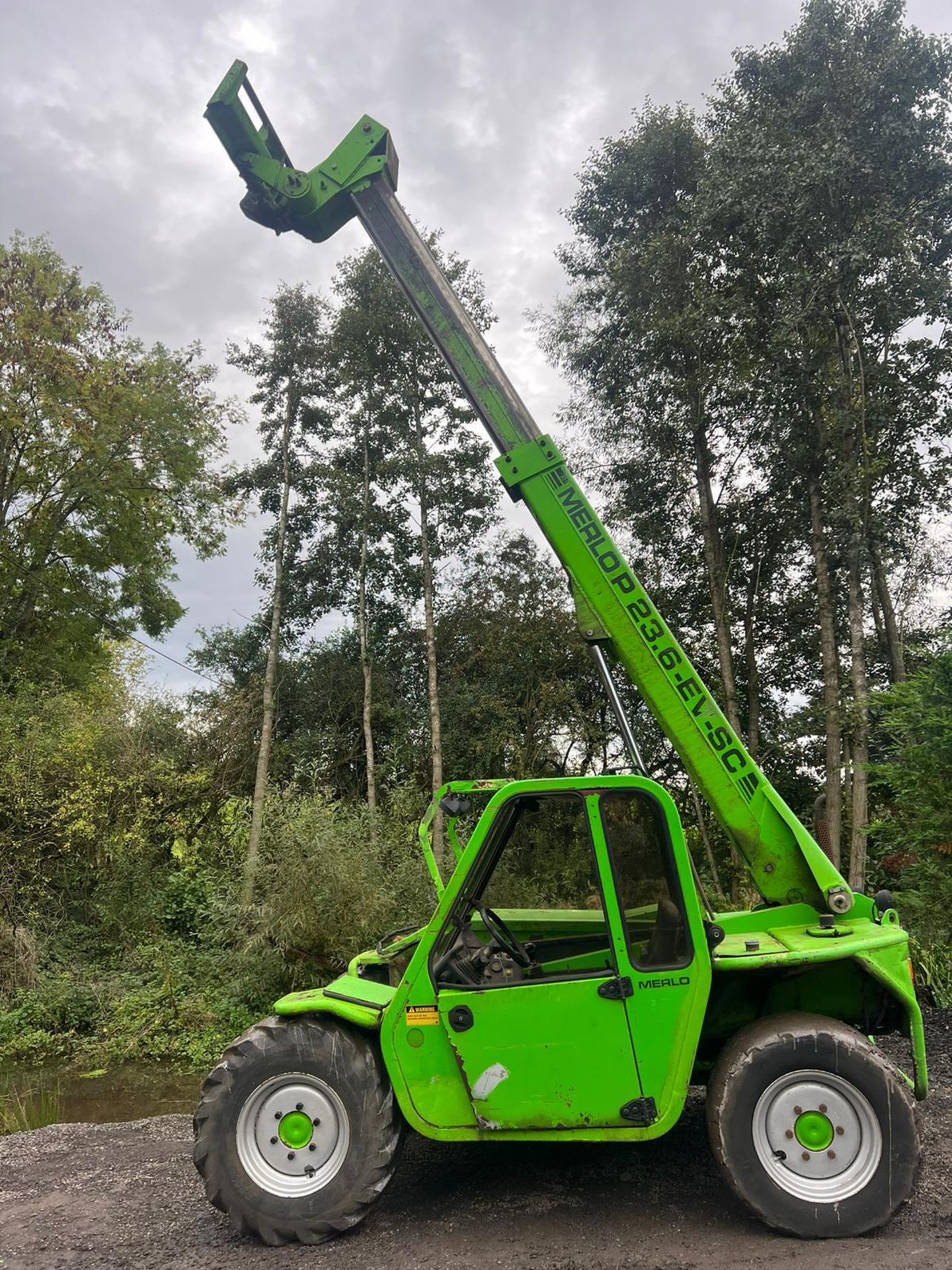 MERLO P23.6 EV-SC PANORAMIC 2.3 TON COMPACT TELESCOPIC TELEHANDLER *PLUS VAT* - Image 4 of 12