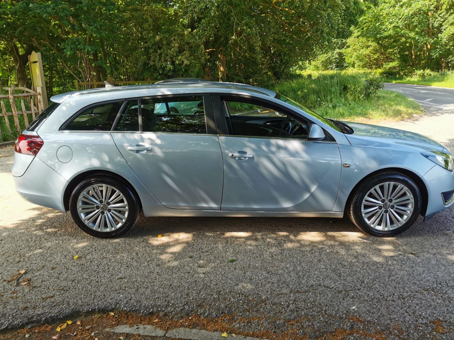 2015/65 REG VAUXHALL INSIGNIA DESIGN NAV CDTI ECO SS 1.6 DIESEL MANUAL, SHOWING 0 FORMER KEEPERS - Image 8 of 35
