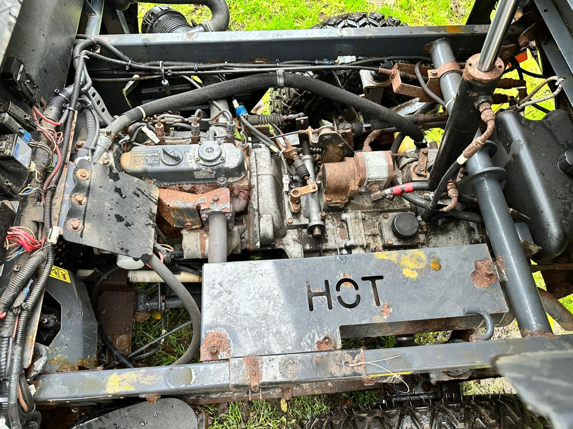 62 REG. KUBOTA RTV900 DIESEL UTILITY BUGGY *PLUS VAT* - Image 8 of 12