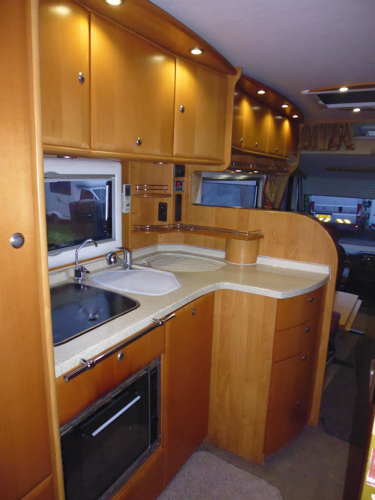 MERCEDES CONCORDE CHARISMA I880F AUTOMATIC A CLASS LUXURY MOTORHOME RV *NO VAT* - Image 14 of 20