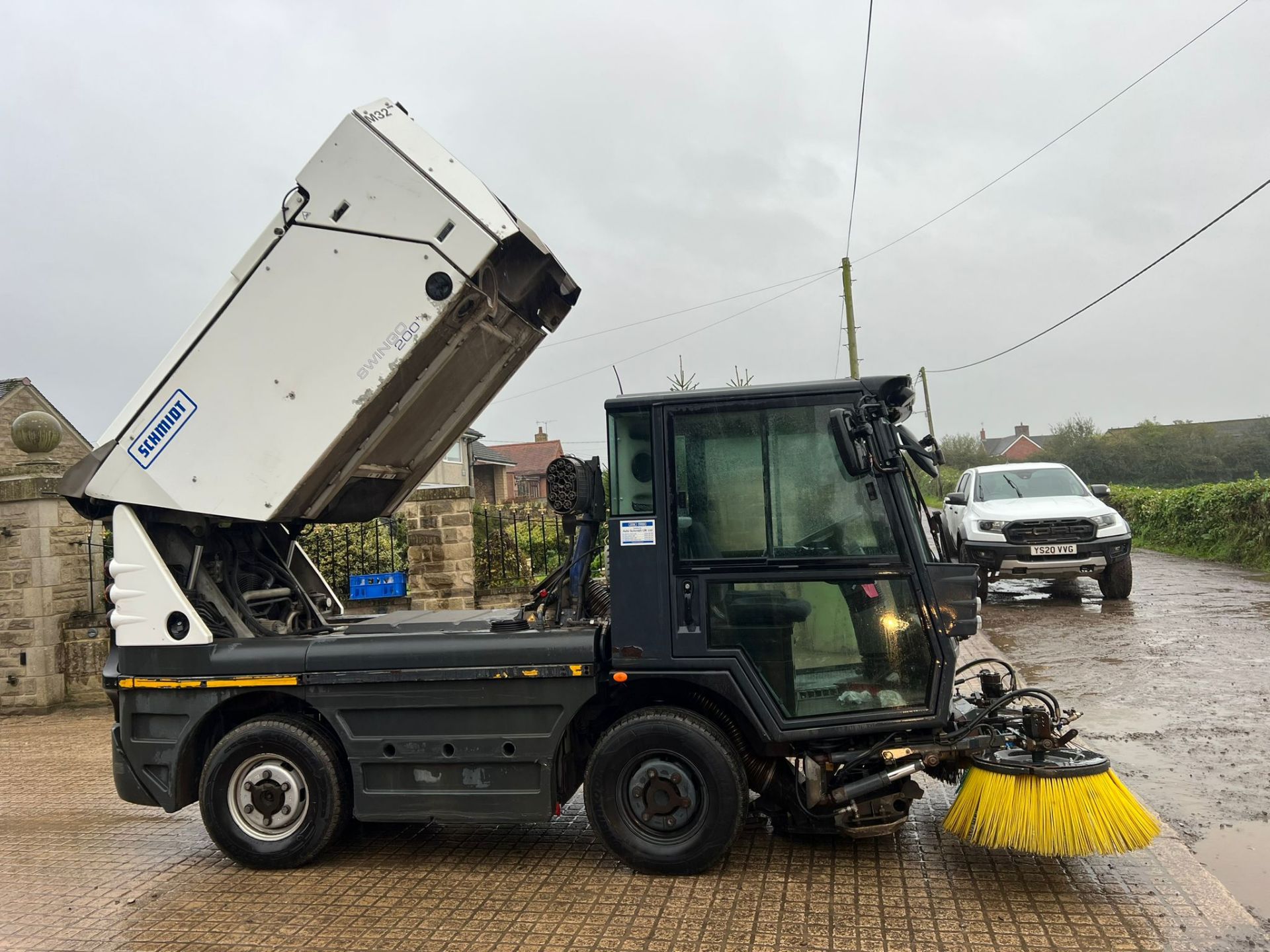 2017 Schmidt Swingo 200+ Road Sweeper *PLUS VAT* - Image 4 of 16