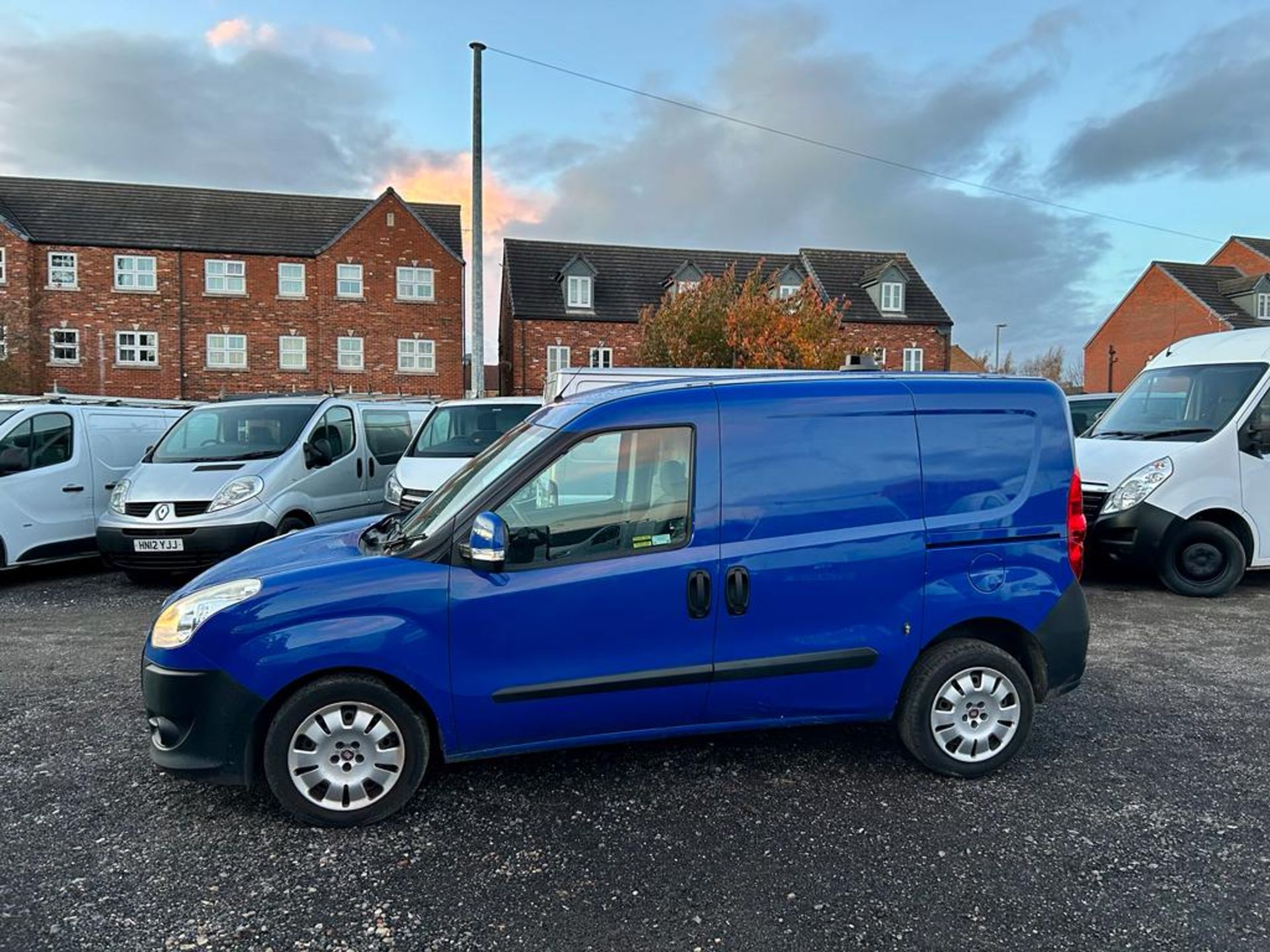 2015 FIAT DOBLO SX MULTIJET MULTI-COLOURED PANEL VAN *NO VAT* - Image 3 of 16