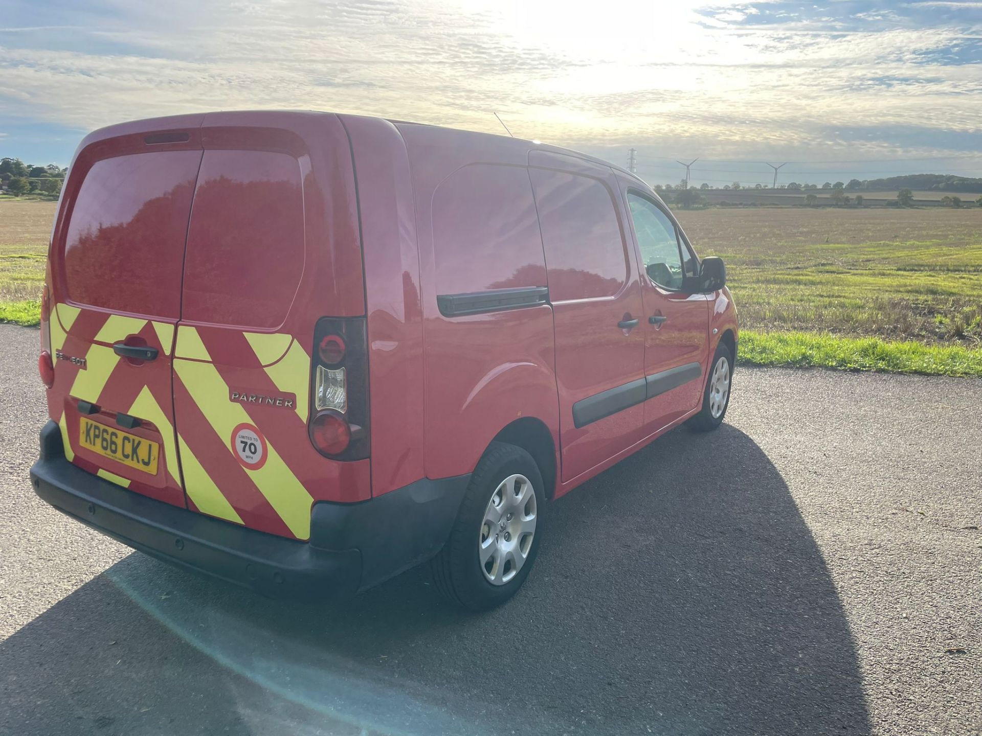 2016 PEUGEOT PARTNER S L2 BLUE HDI RED PANEL VAN *NO VAT* - Image 8 of 14