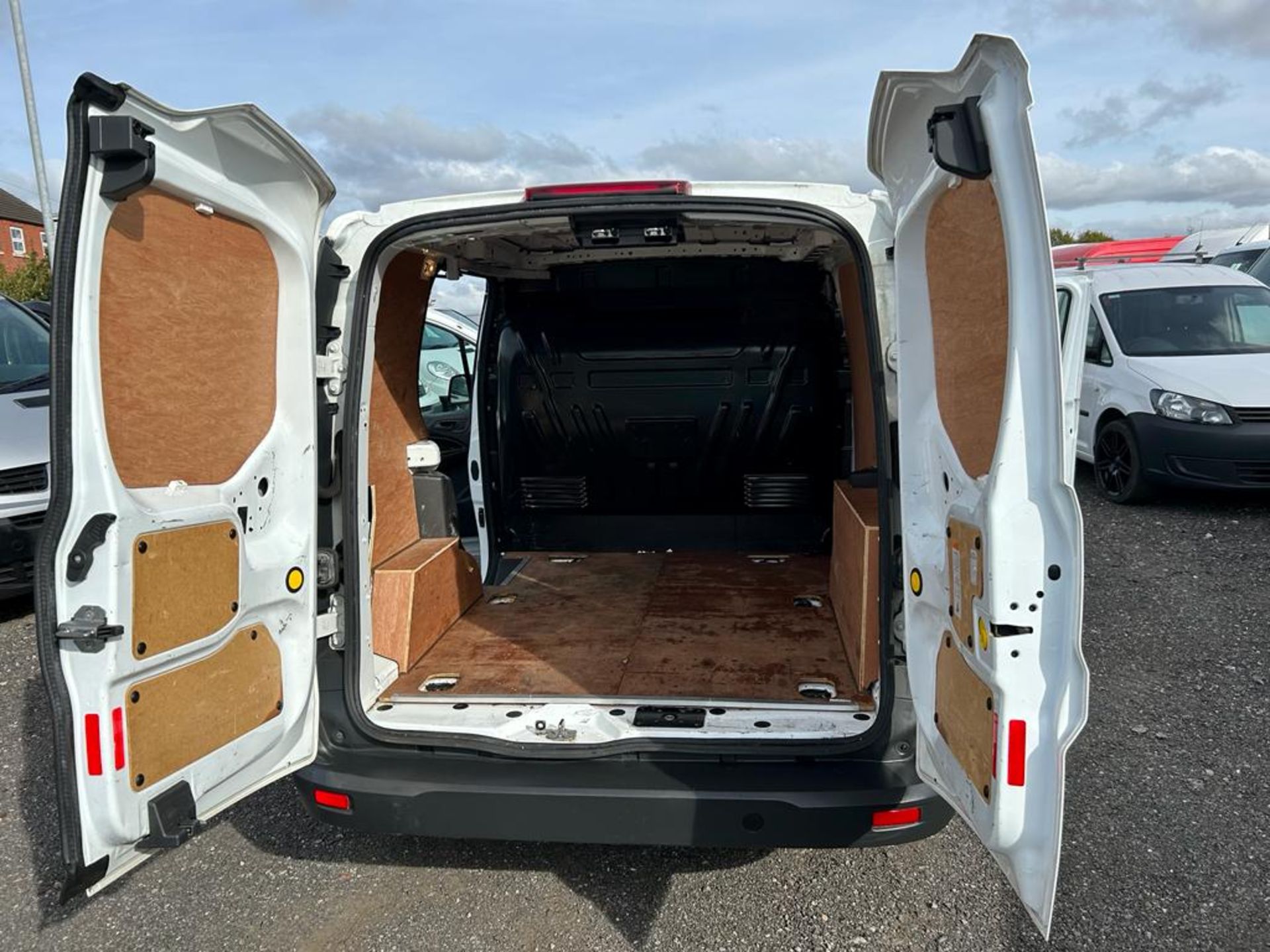 2016 FORD TRANSIT CONNECT 200 WHITE PANEL VAN *NO VAT* - Image 8 of 14