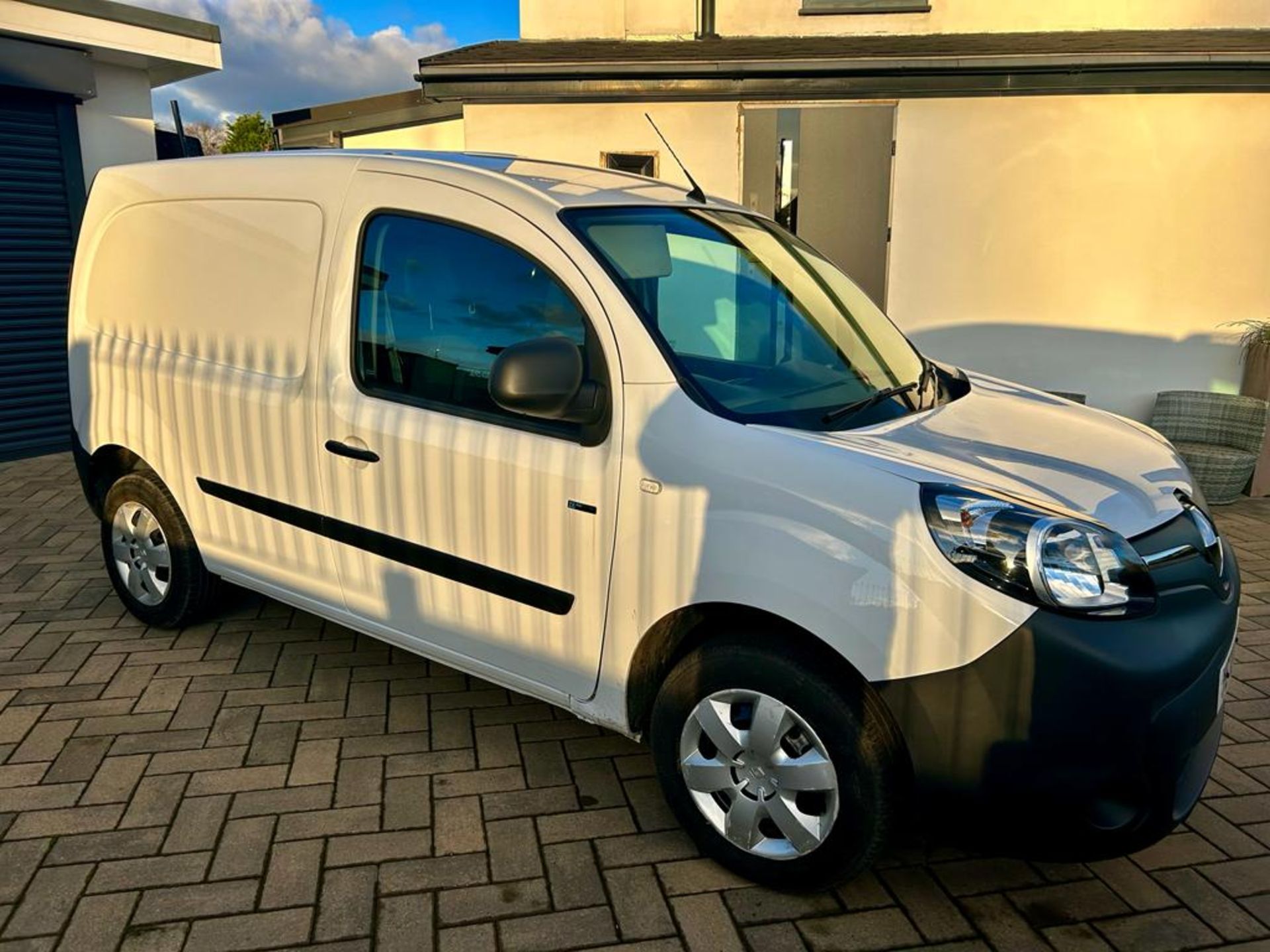 2020 RENAULT KANGOO BUSINESS ML20 I ZE 33 WHITE ELECTRIC PANEL VAN *NO VAT*