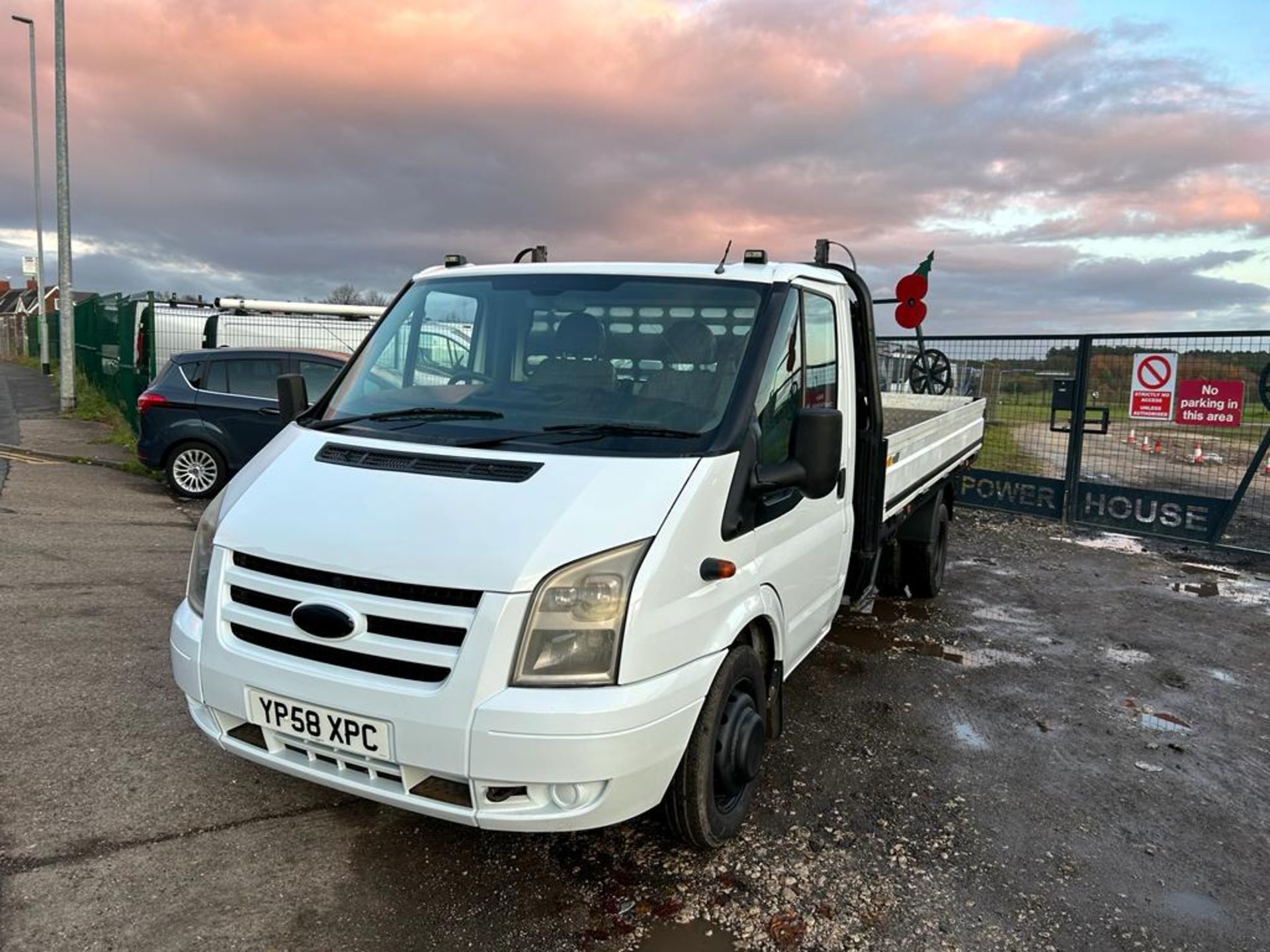 2008 FORD TRANSIT 115 T350L RWD WHITE CHASSIS CAB *NO VAT* - Image 2 of 11