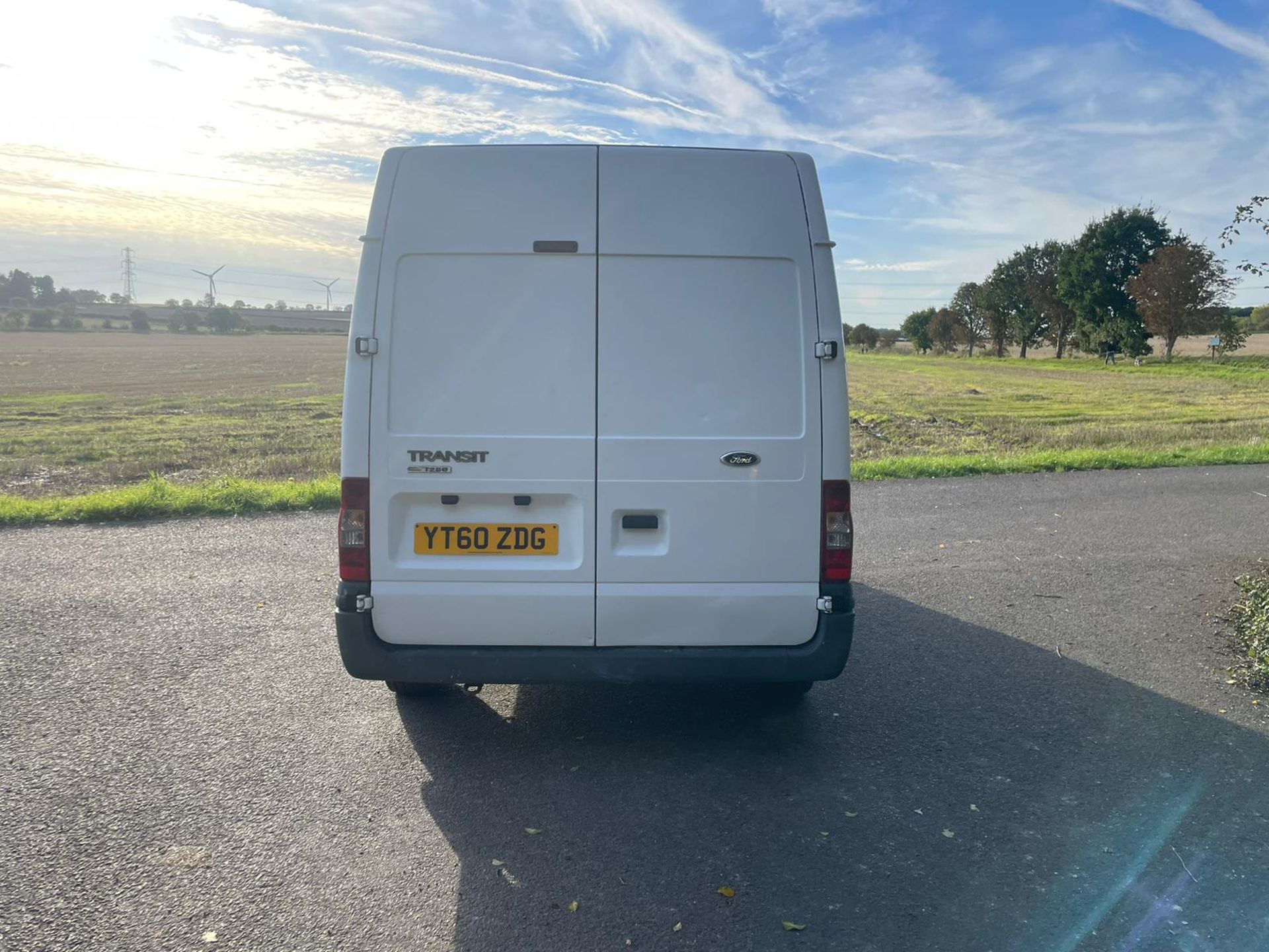 2010 FORD TRANSIT 85 T280M FWD WHITE PANEL VAN *PLUS VAT* - Image 6 of 13