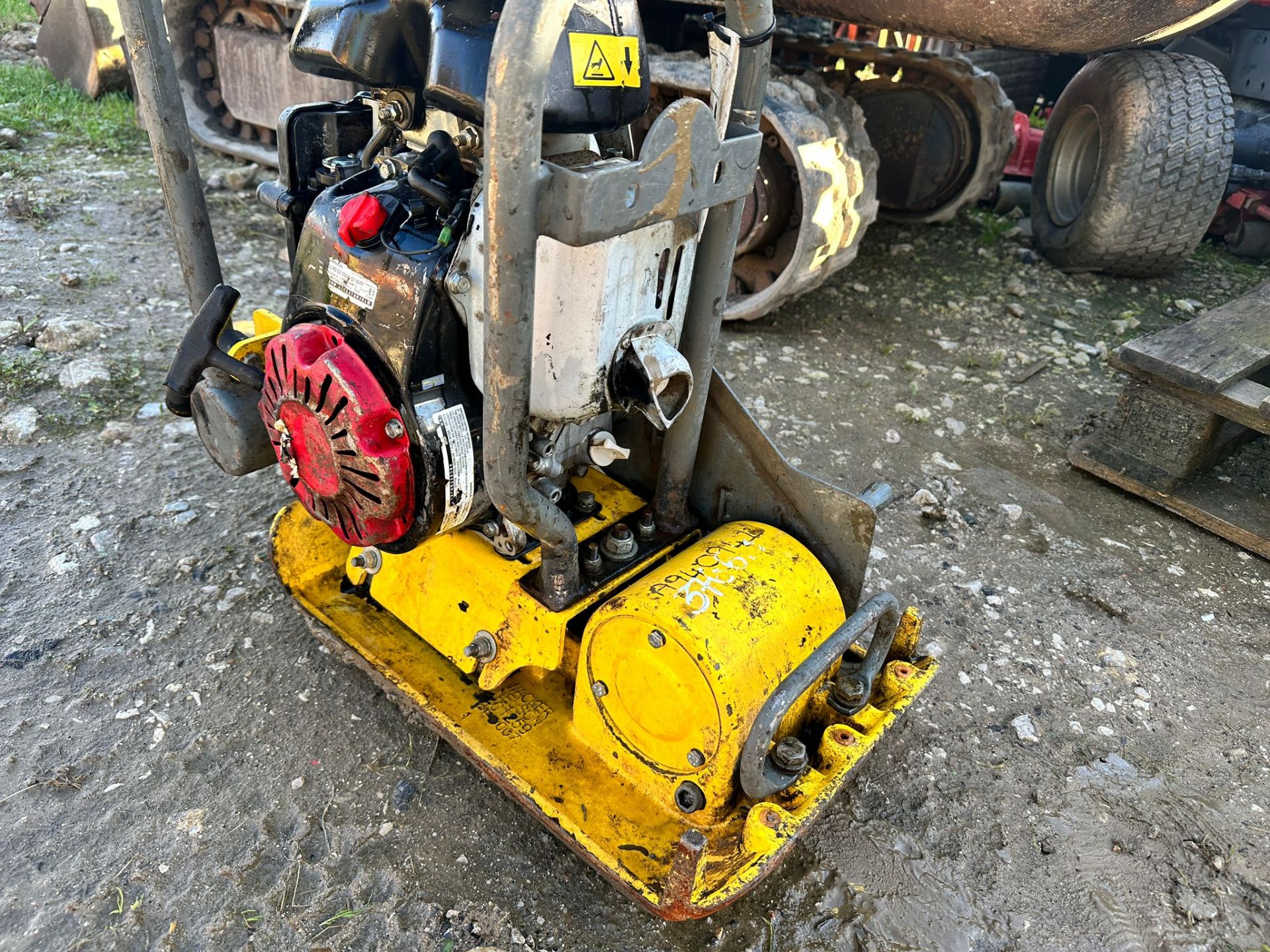 2018 WACKER NEUSON VP1030 LOW VIB 13” COMPACTION PLATE *PLUS VAT* - Image 7 of 8