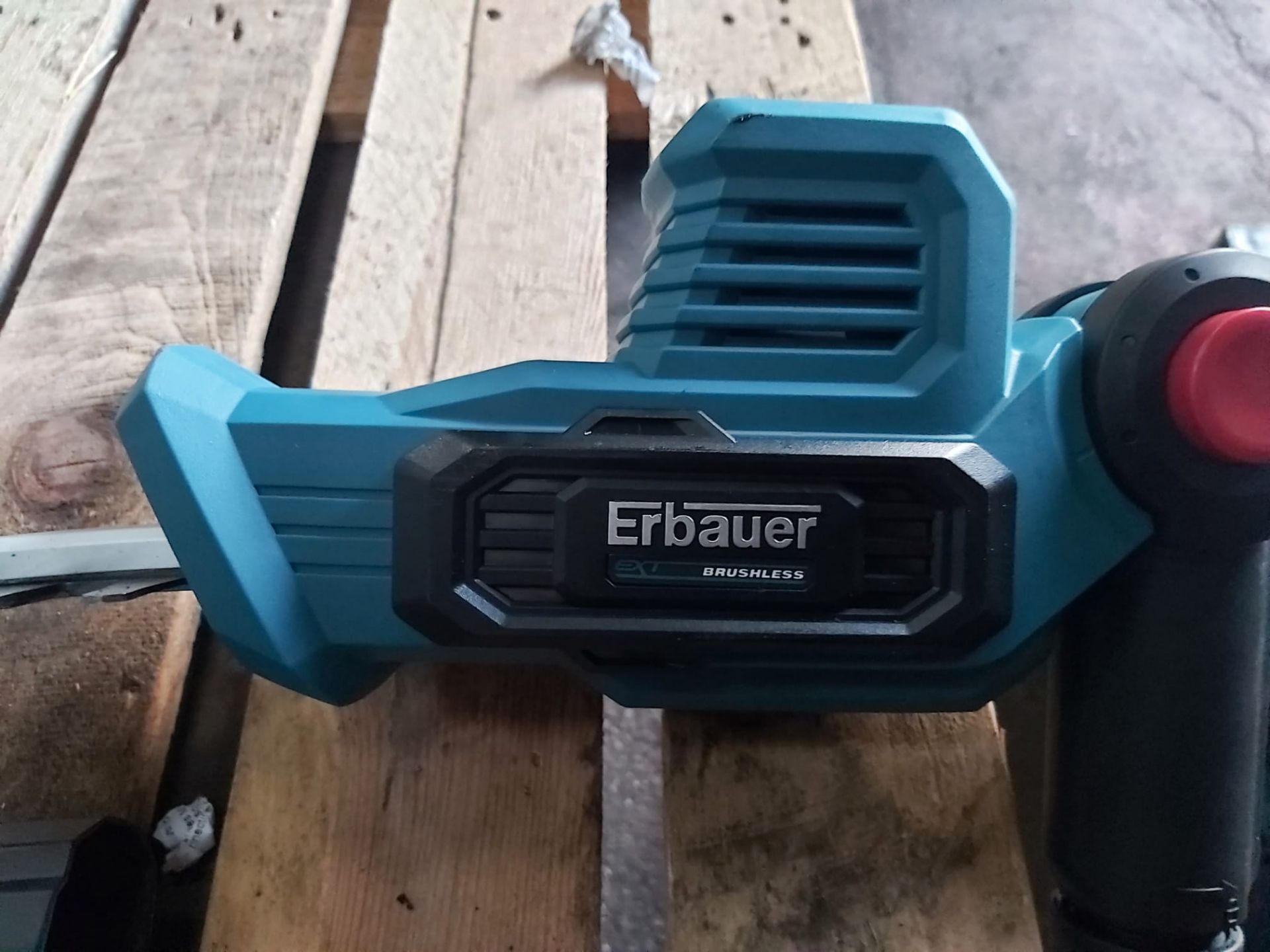 ERBAUER EXTENDED HEDGE TRIMMER *PLUS VAT* - Image 4 of 4