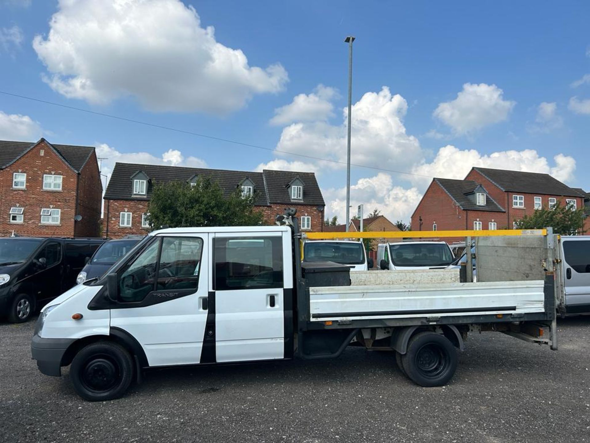 2011 FORD TRANSIT 100 T350L D/C RWD WHITE CHASSIS CAB *NO VAT* - Image 4 of 14