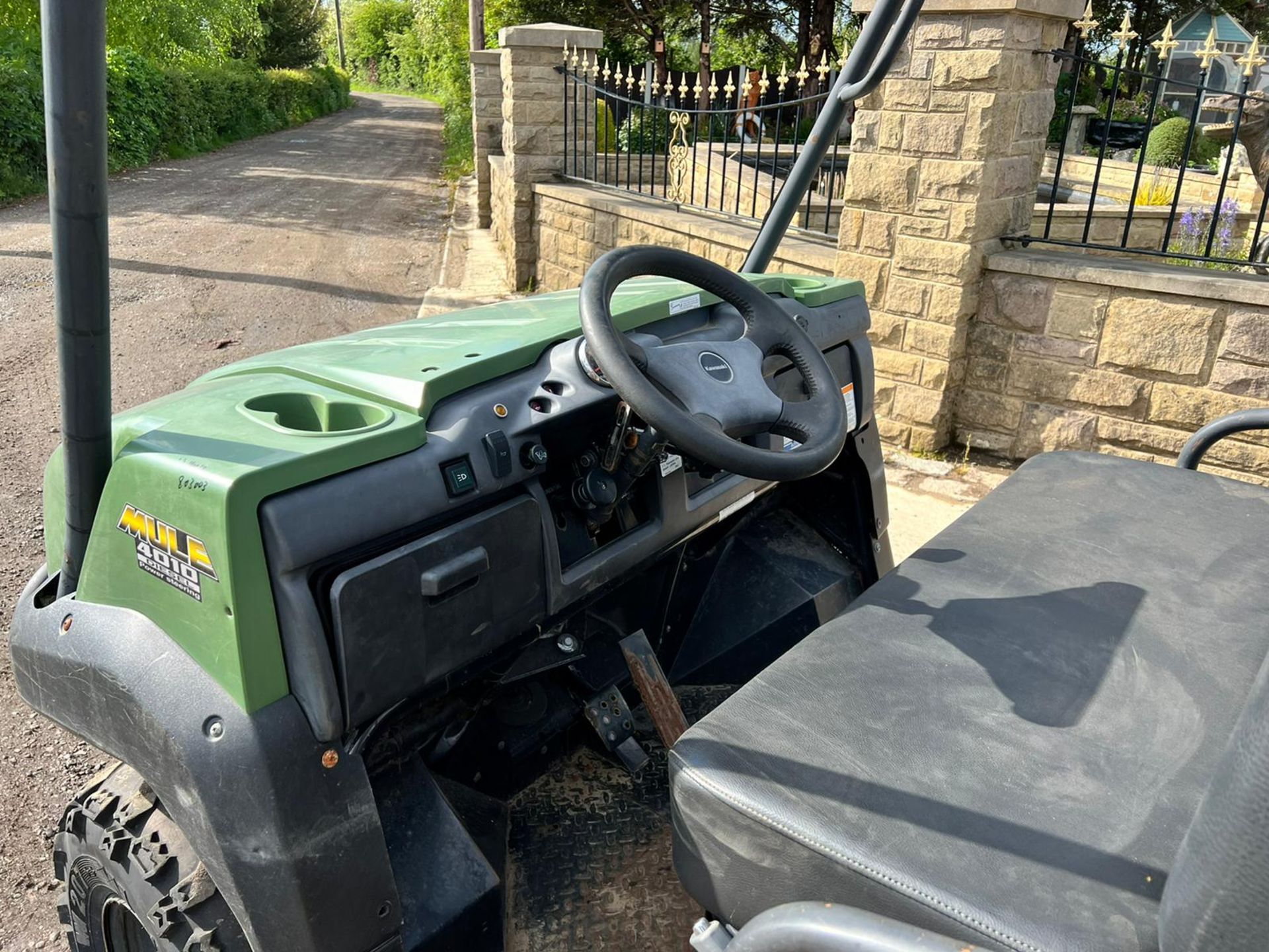 2013 Kawasaki 4010 4WD Mule, Showing A Low 2004 Hours, Manual Tipper Body, runs and drives *PLUS VAT - Image 9 of 13