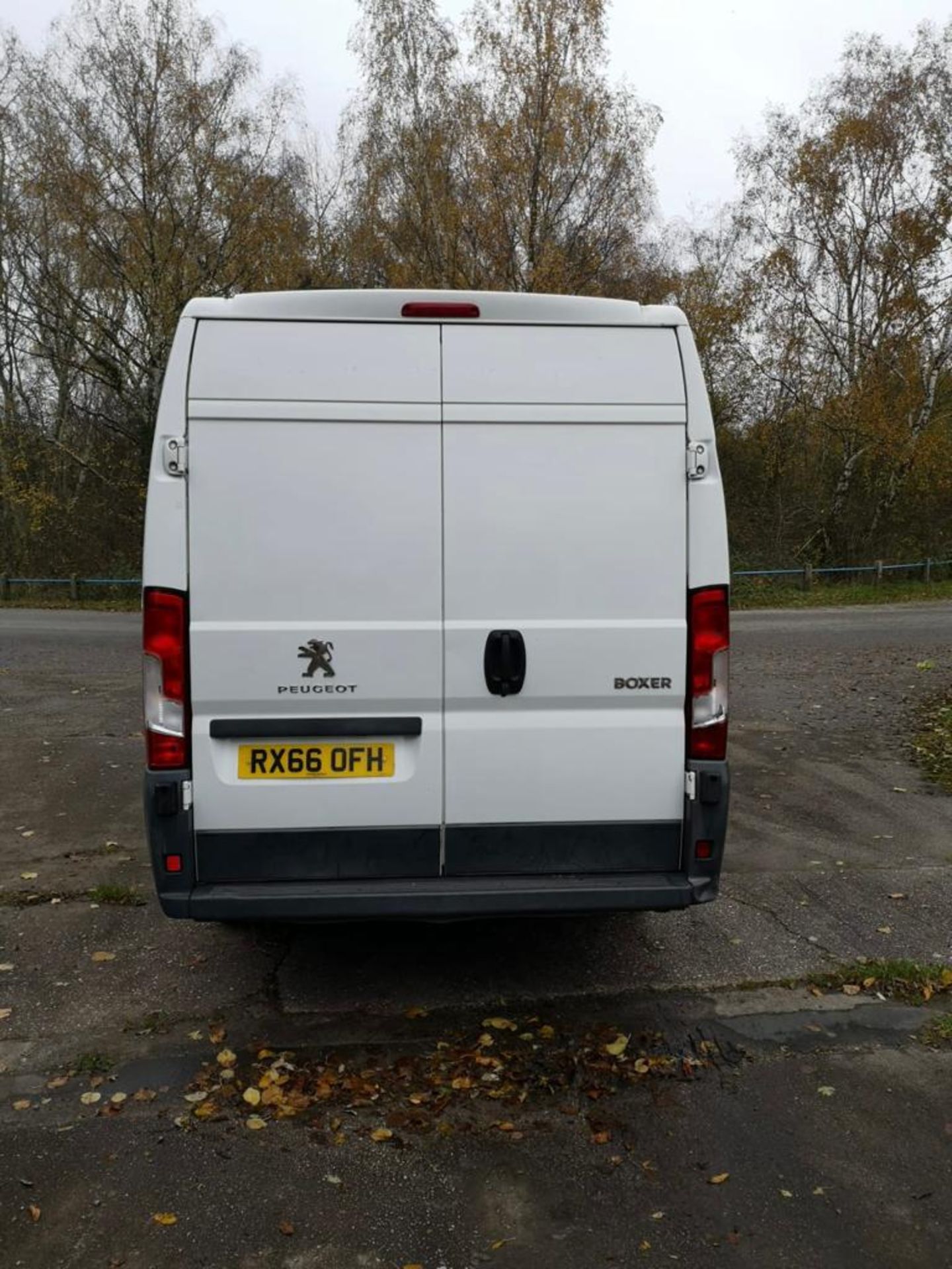 2016 PEUGEOT BOXER 435 L4H2 BLUE HDI WHITE PANEL VAN *NO VAT* - Image 5 of 12