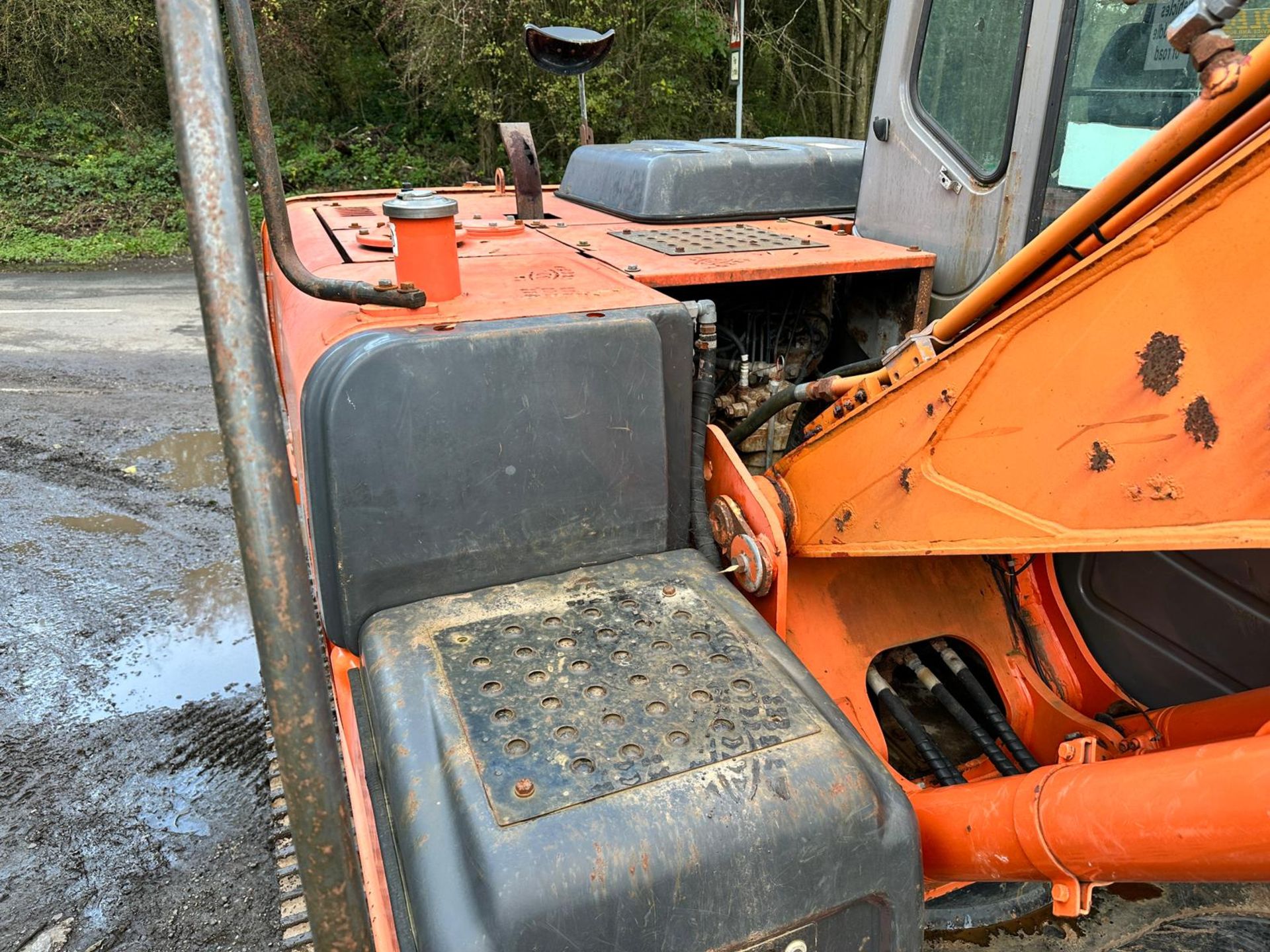 2006 HITACHI ZX130LCN LONG REACH EXCAVATOR *PLUS VAT* - Image 7 of 29