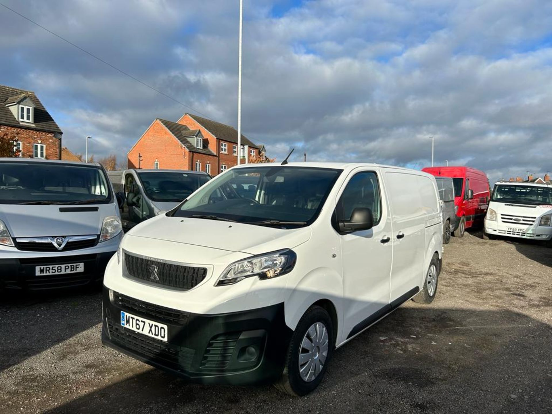 2018 PEUGEOT EXPERT PRO STANDARD BLUE HDI WHITE PANEL VAN *NO VAT*