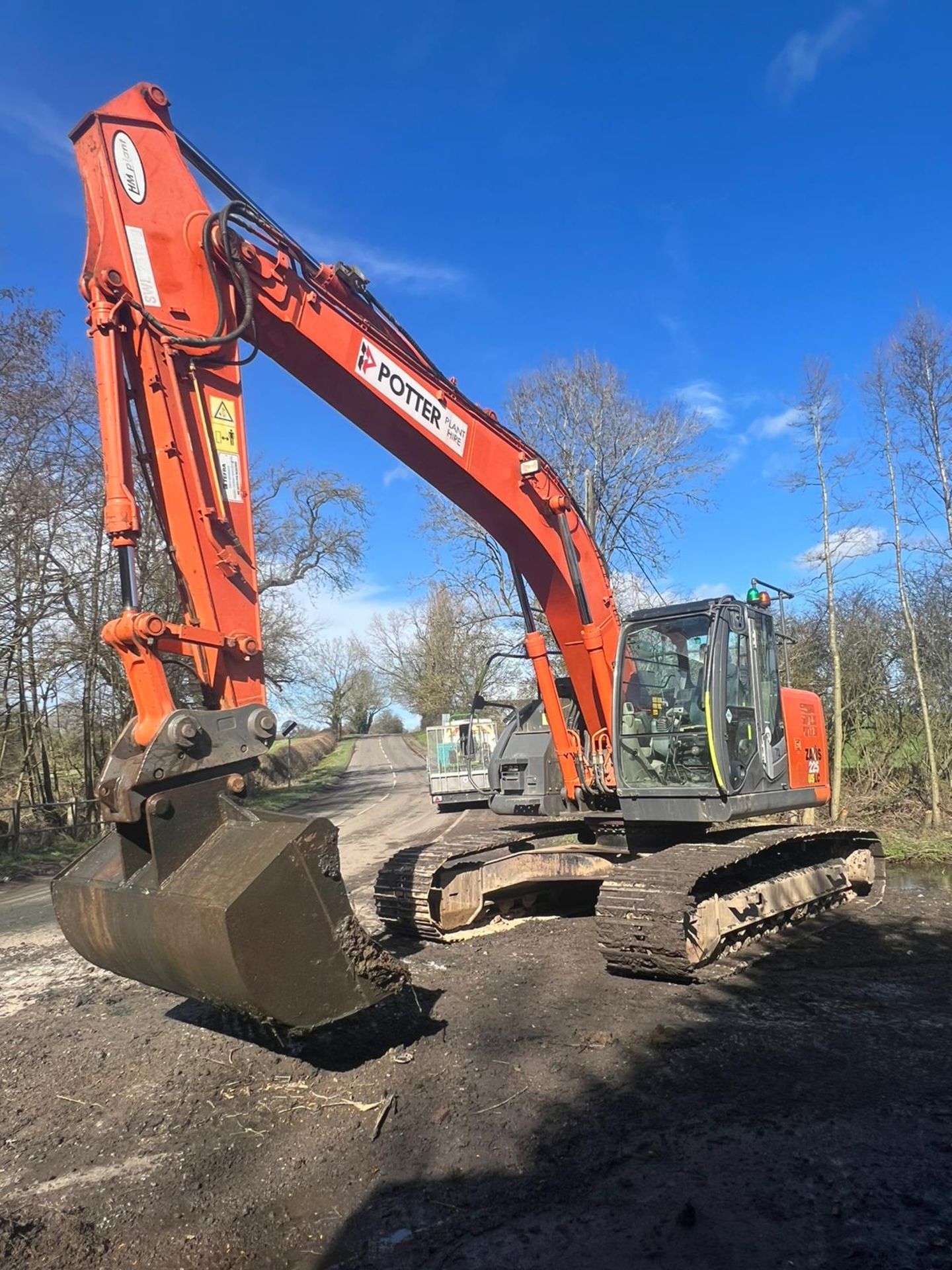 2012 HITACHI ZAXIS 225USLS 22 TON DIGGER *PLUS VAT* - Image 8 of 11