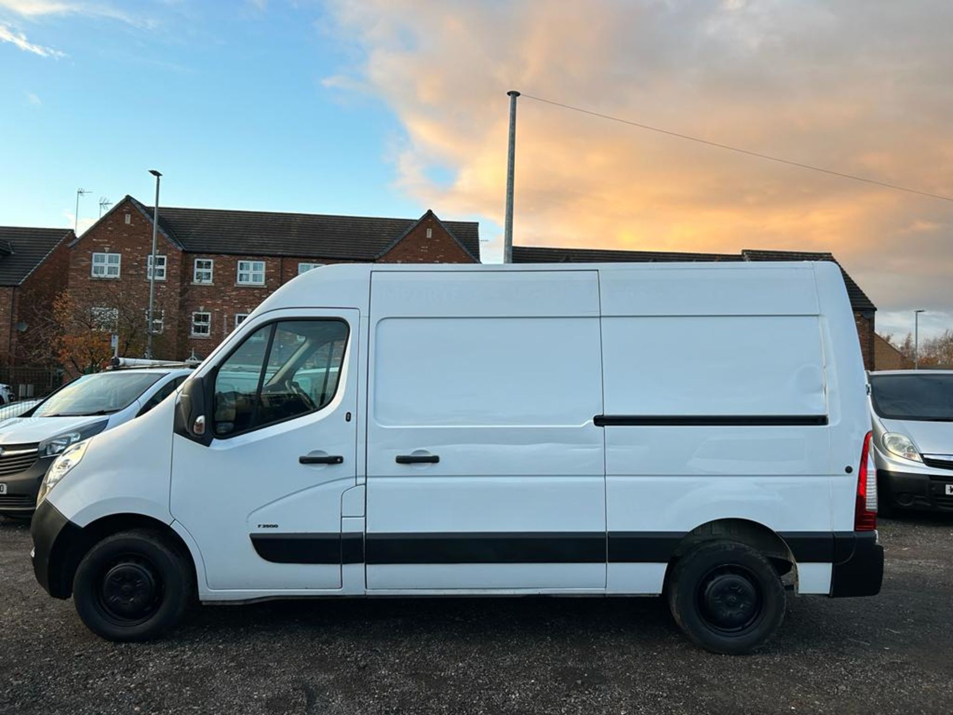 2018 VAUXHALL MOVANO L2H2 F3500 CDTI WHITE PANEL VAN *NO VAT* - Image 5 of 17