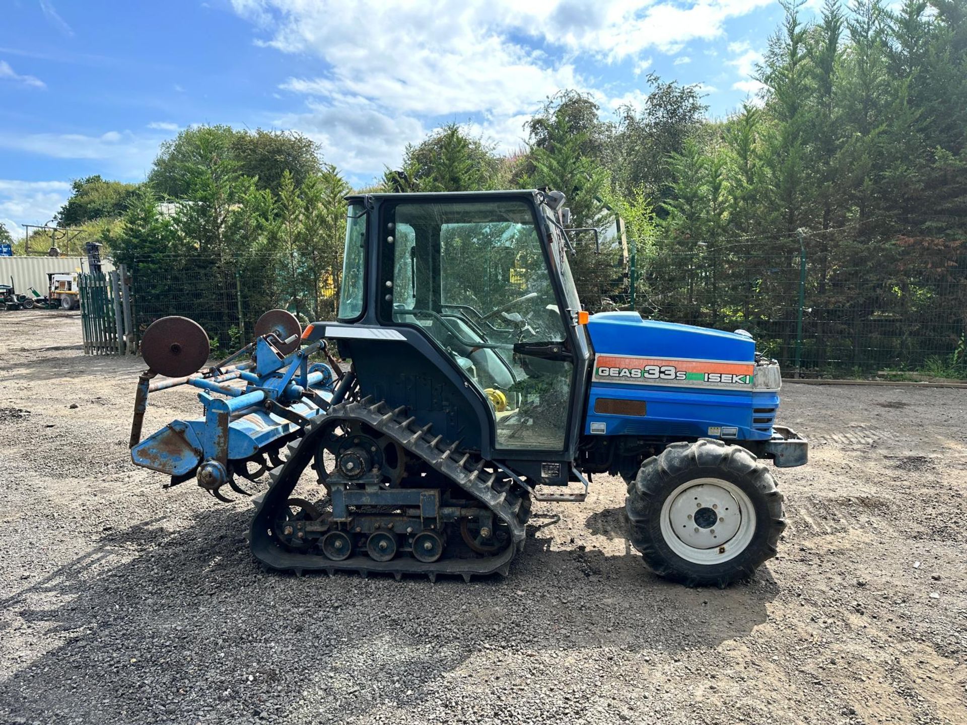 ISEKI GEAS 33S SEMI TRACKED CRAWLER TRACTOR WITH ROTAVATOR *PLUS VAT*