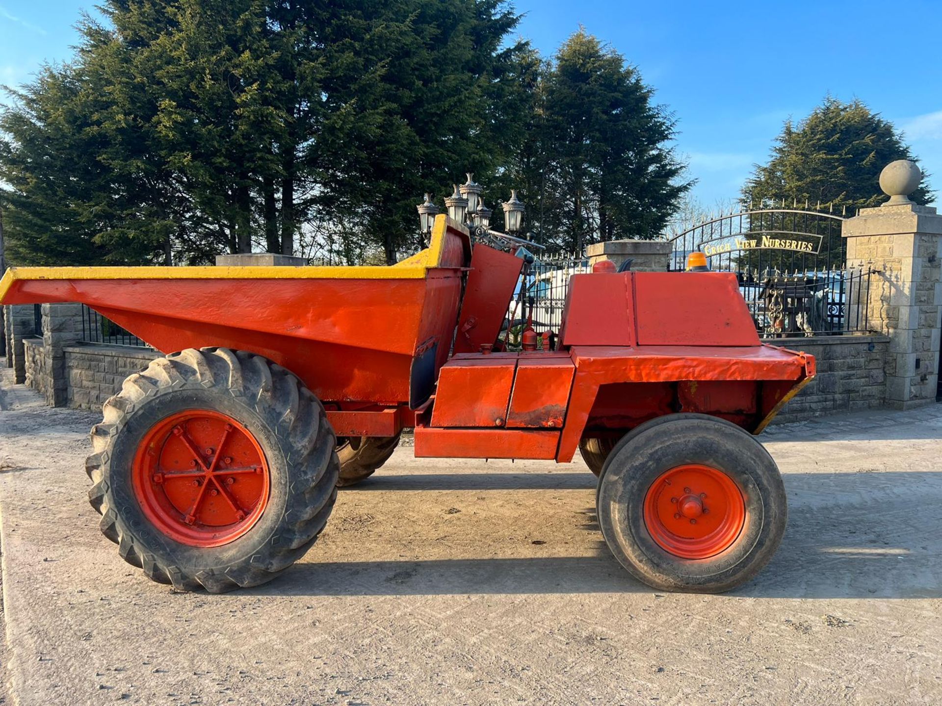 BENFORD DUMPER BELIEVE TO BE A 6 TON DUMPER! *PLUS VAT*