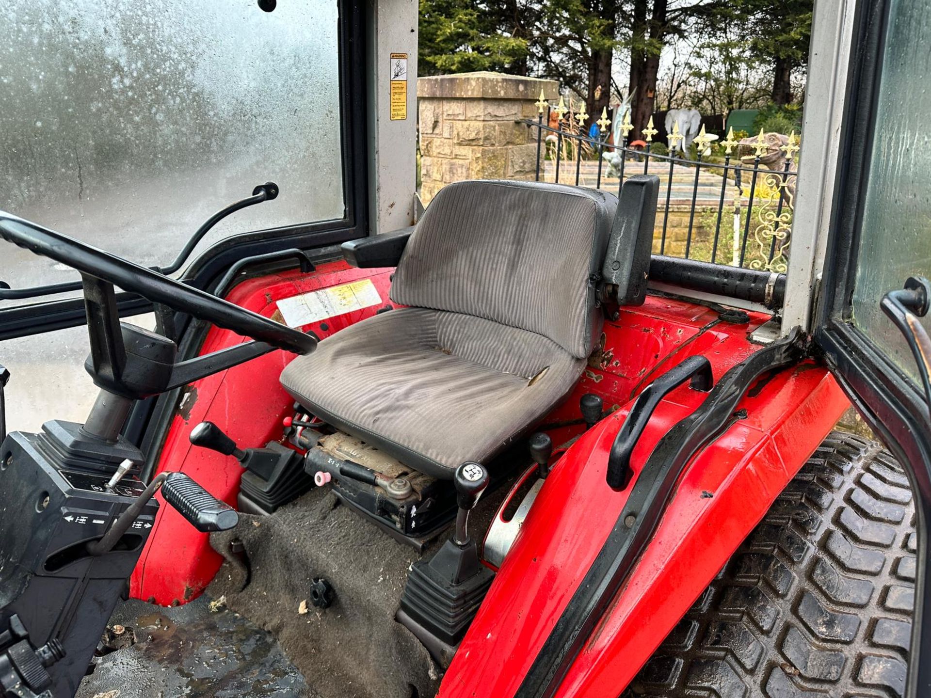 MASSEY FERGUSON 1260 40HP 4WD COMPACT TRACTOR *PLUS VAT* - Image 12 of 14