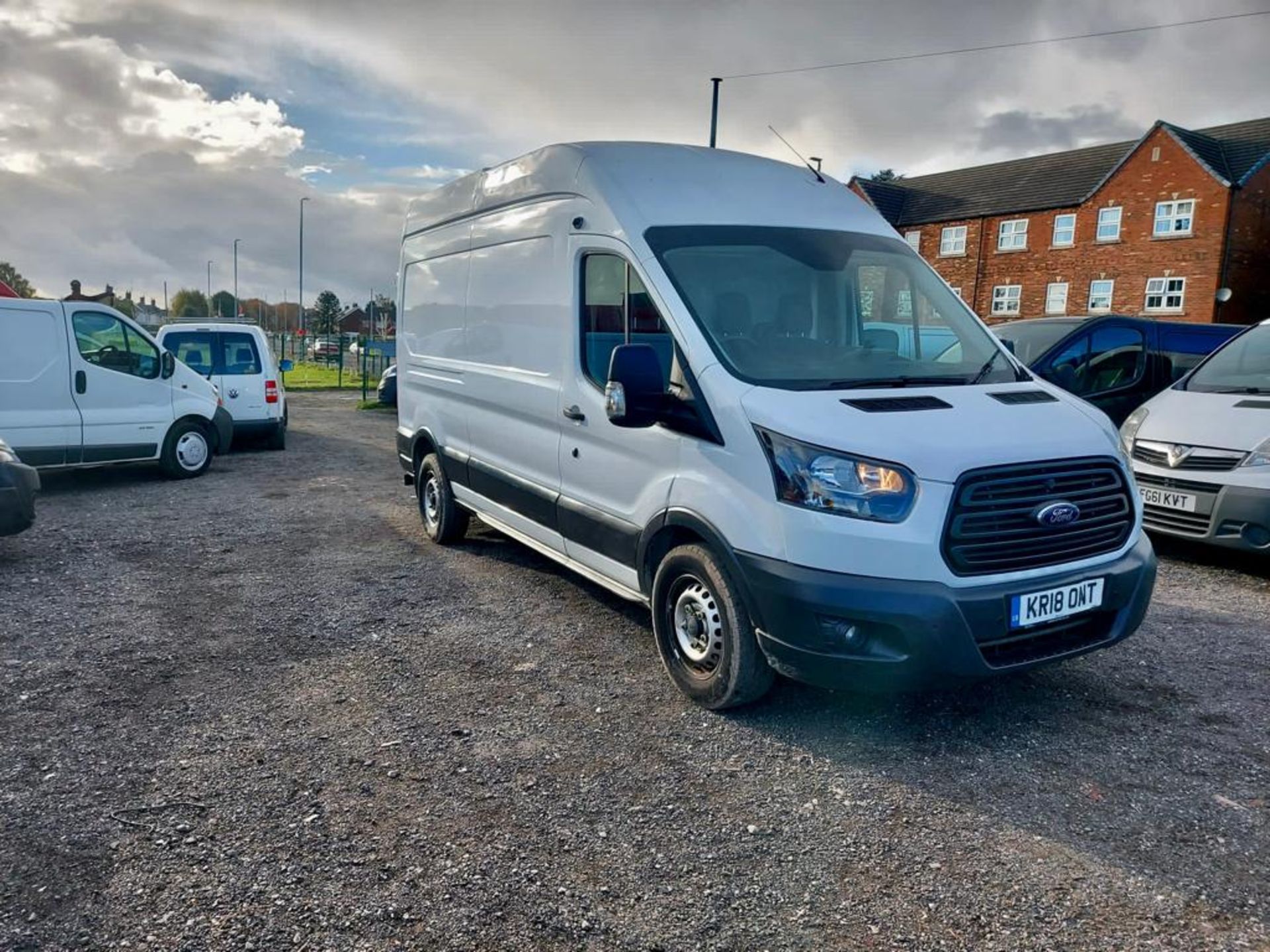 2018 FORD TRANSIT 350 WHITE PANEL VAN *NO VAT*