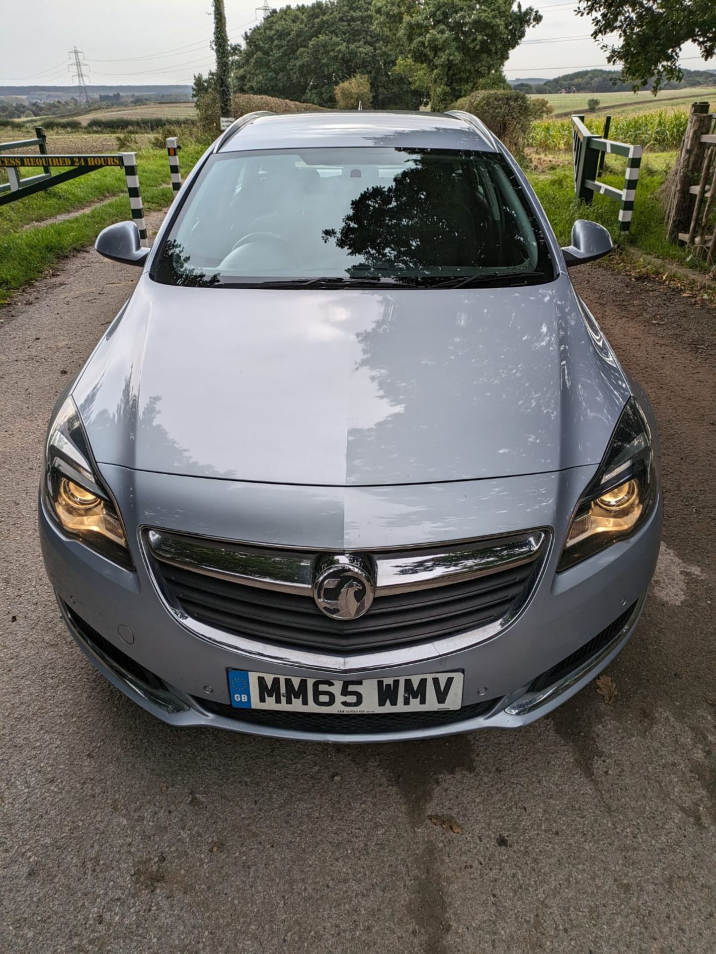 2015 VAUXHALL INSIGNIA DSIGN NAV CDTI ECO SS SILVER ESTATE *NO VAT* - Image 2 of 27