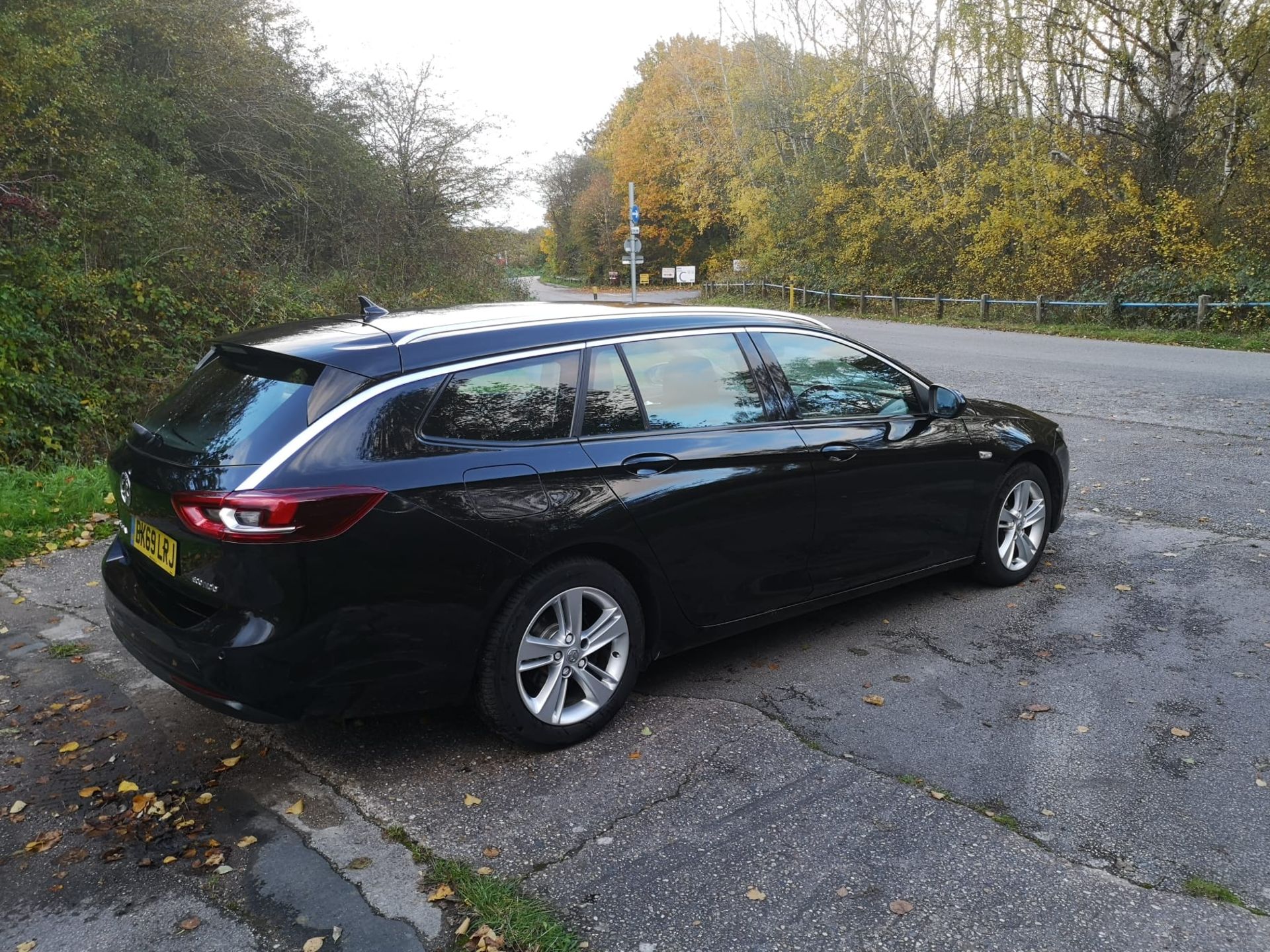 2019 VAUXHALL INSIGNIA TECH LINE NAV E-TEC D BLACK ESTATE *NO VAT* - Image 7 of 14