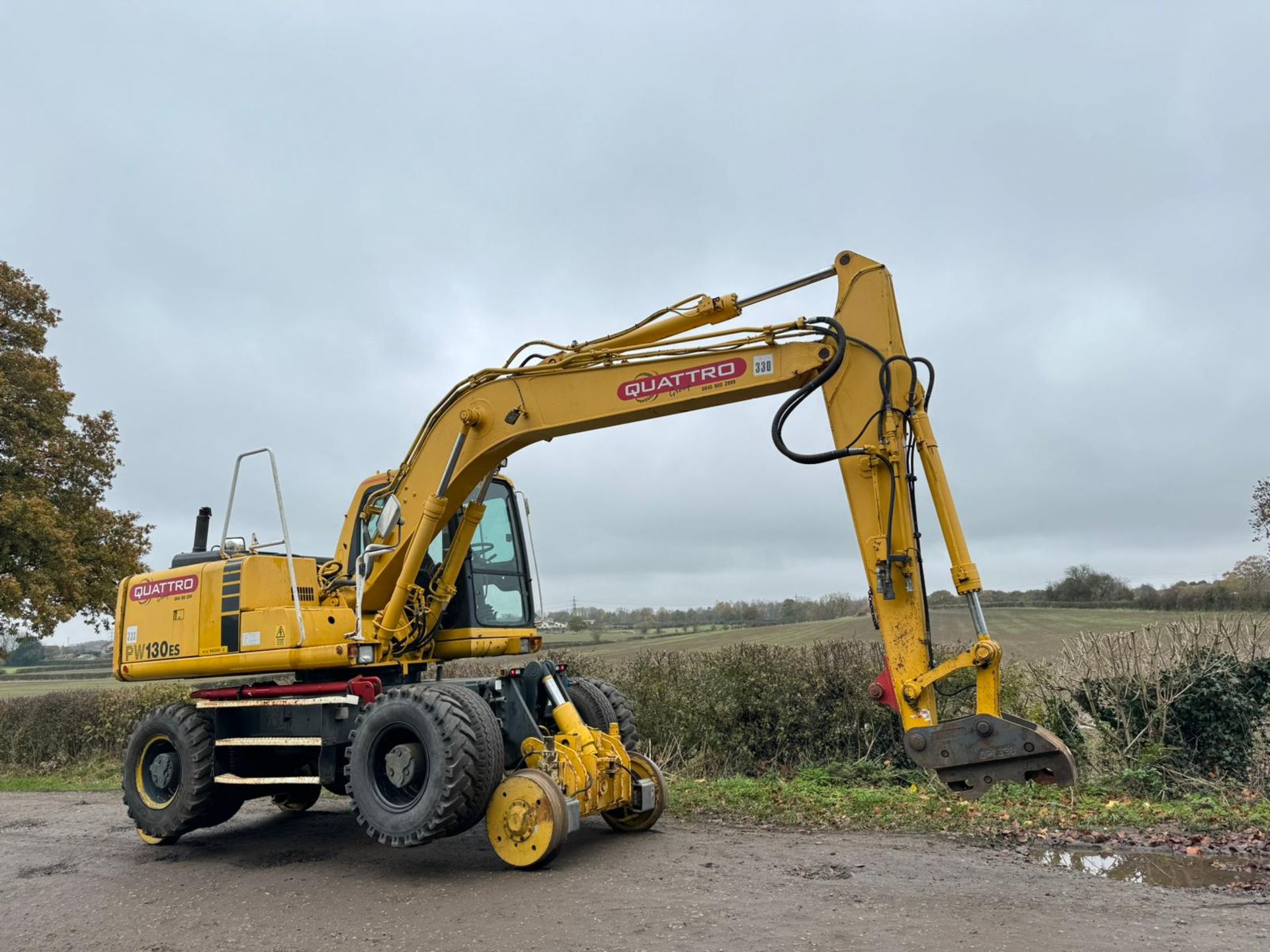 KOMATSU PW130ES-6K 4WD WHEELED EXCAVATOR C/W QUICK HITCH & RAILWAY GEAR *PLUS VAT* - Image 11 of 16