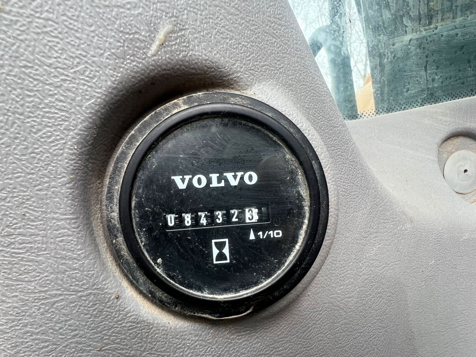 2015 Volvo EC140D 14 Tonne Excavator *PLUS VAT* - Image 13 of 13