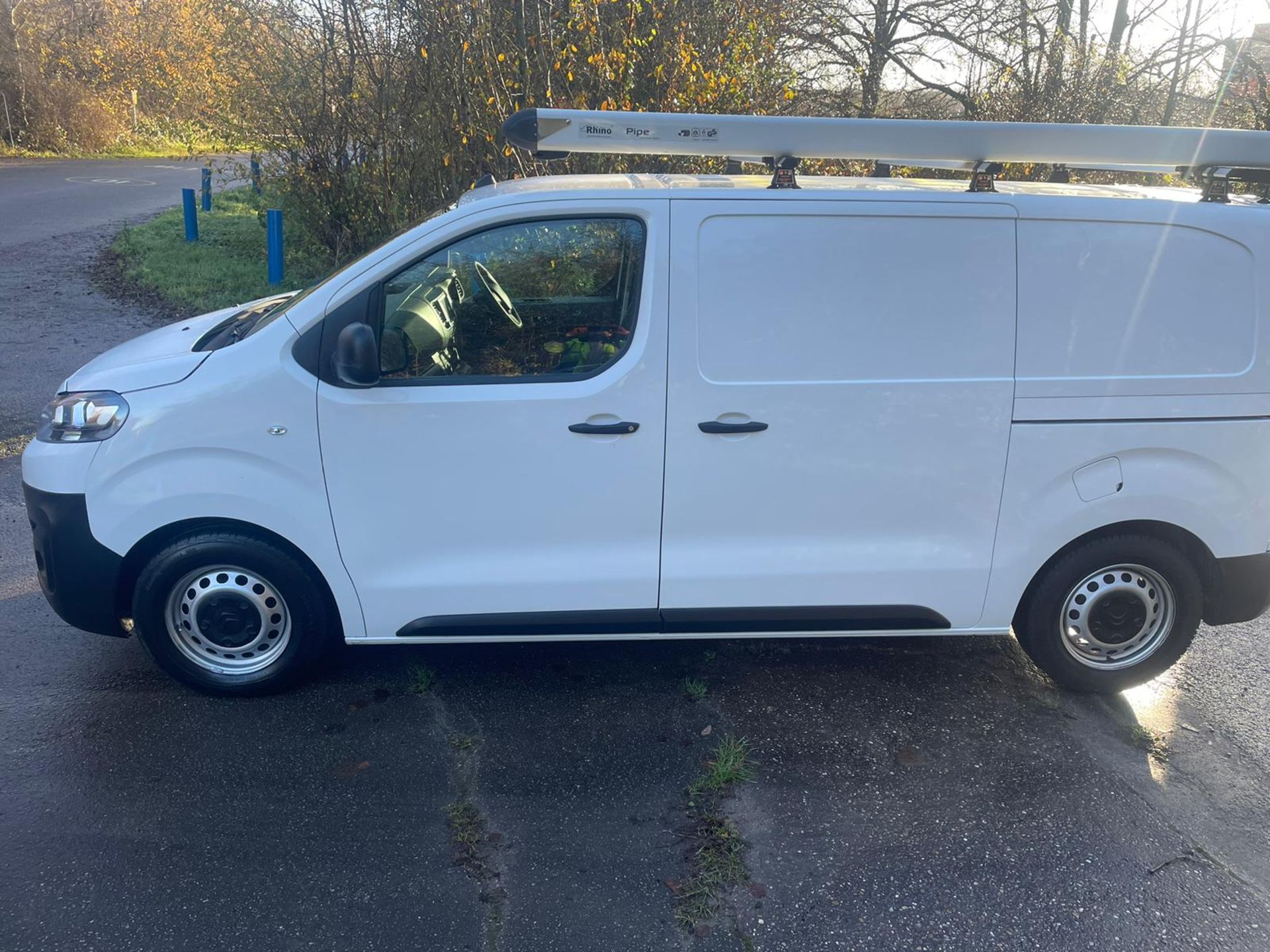 2021 CITROEN DISPATCH 1000 ENT PRO B-HDI SS WHITE PANEL VAN *NO VAT* - Image 5 of 23