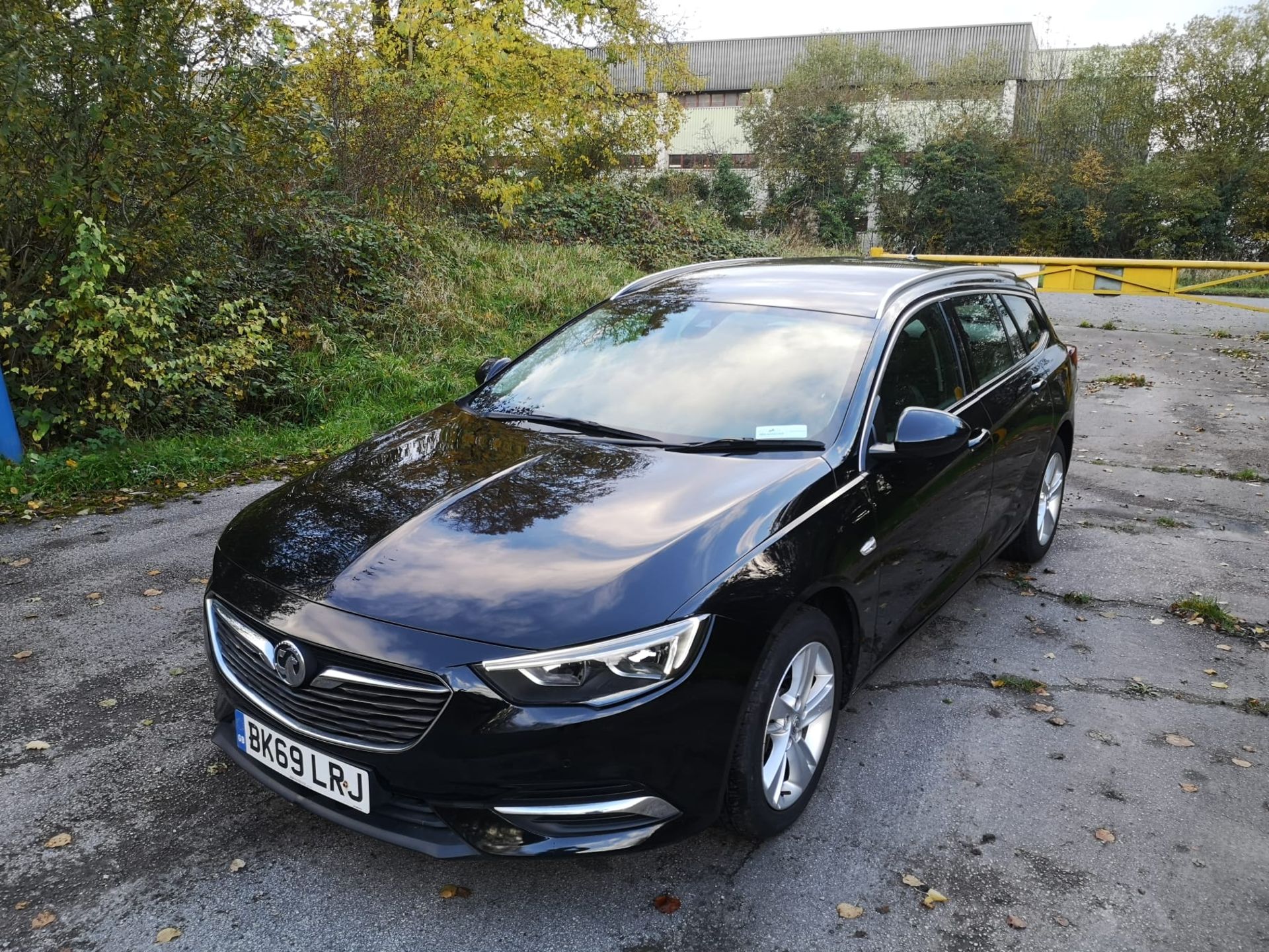 2019 VAUXHALL INSIGNIA TECH LINE NAV E-TEC D BLACK ESTATE *NO VAT* - Image 3 of 14