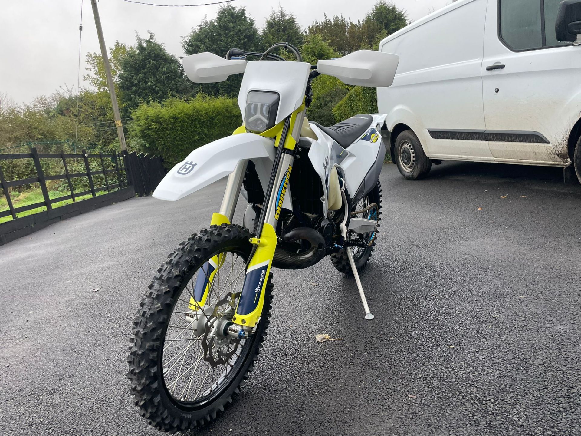 2020 HUSQVARNA TE 300i 2021 WHITE MOTORCYCLE *NO VAT* - Image 3 of 10