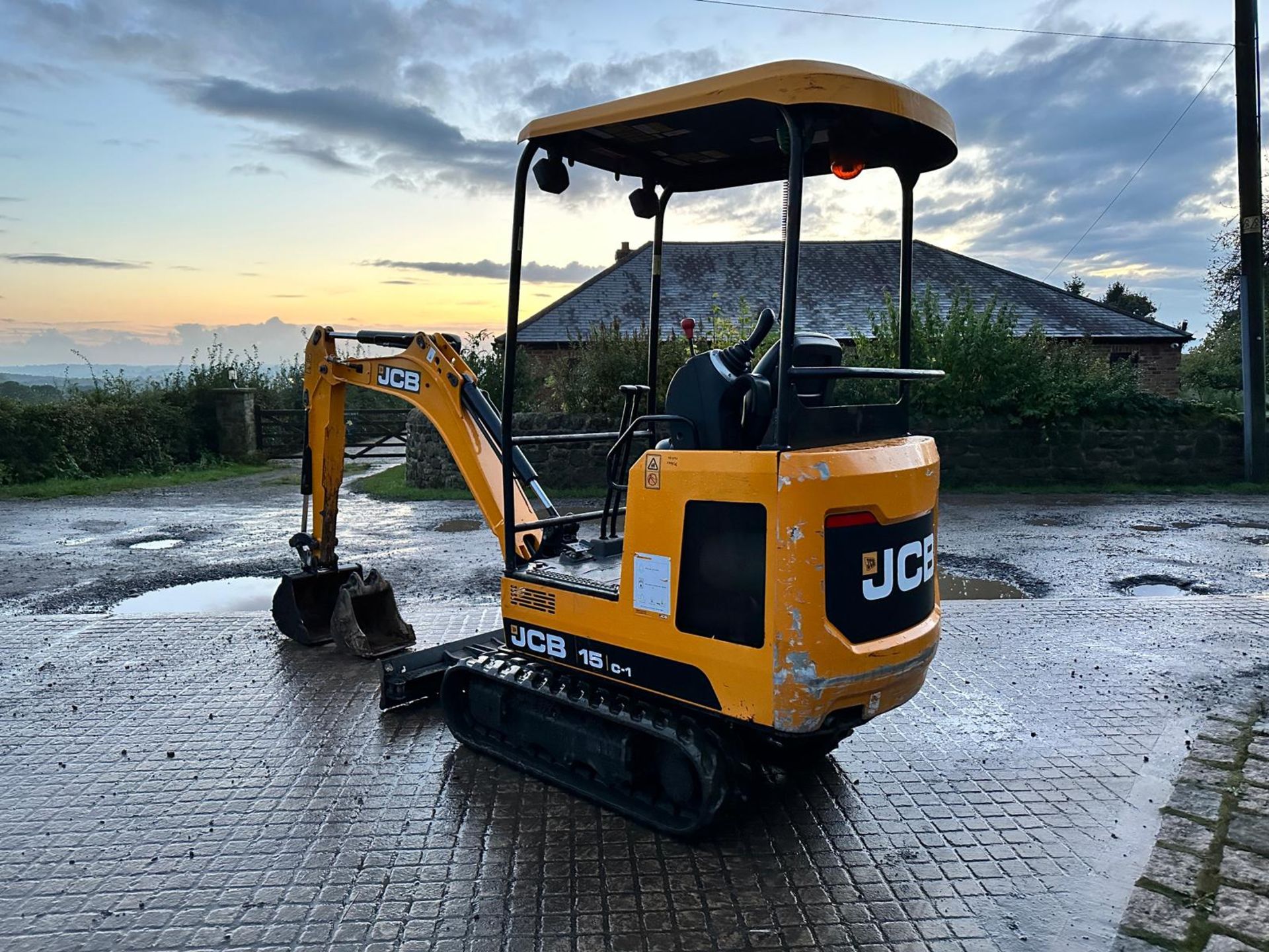 2018 JCB 15C-1 MINI EXCAVATOR *PLUS VAT* - Image 4 of 19