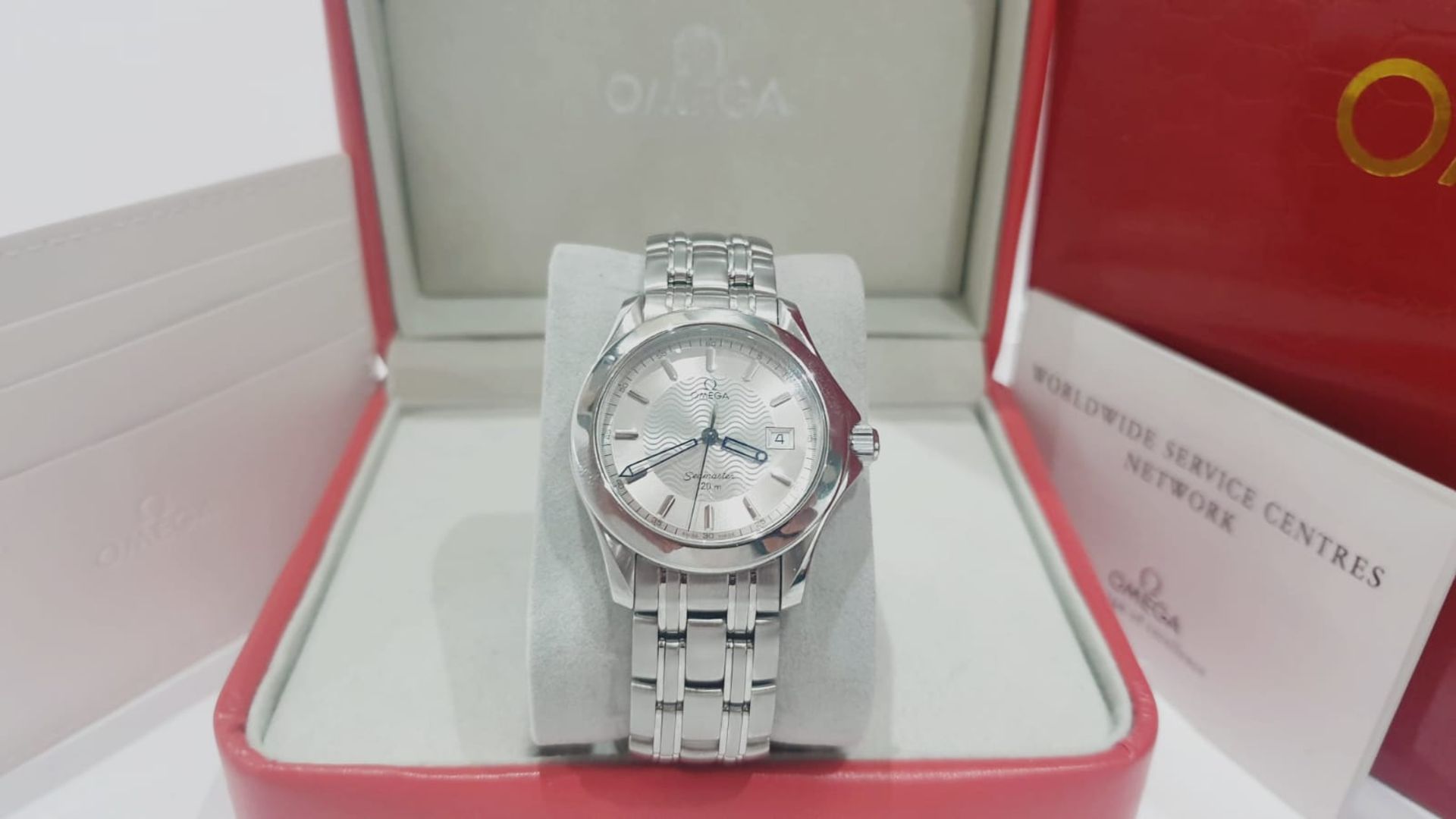 Omega Seamaster Professional 120m Silver Wave Dial Mens Watch NO VAT