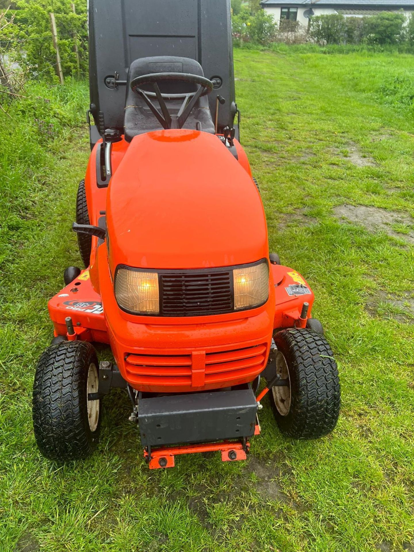 Kubota g18 ride on lawn mower (mint condition) *PLUS VAT* - Image 5 of 26