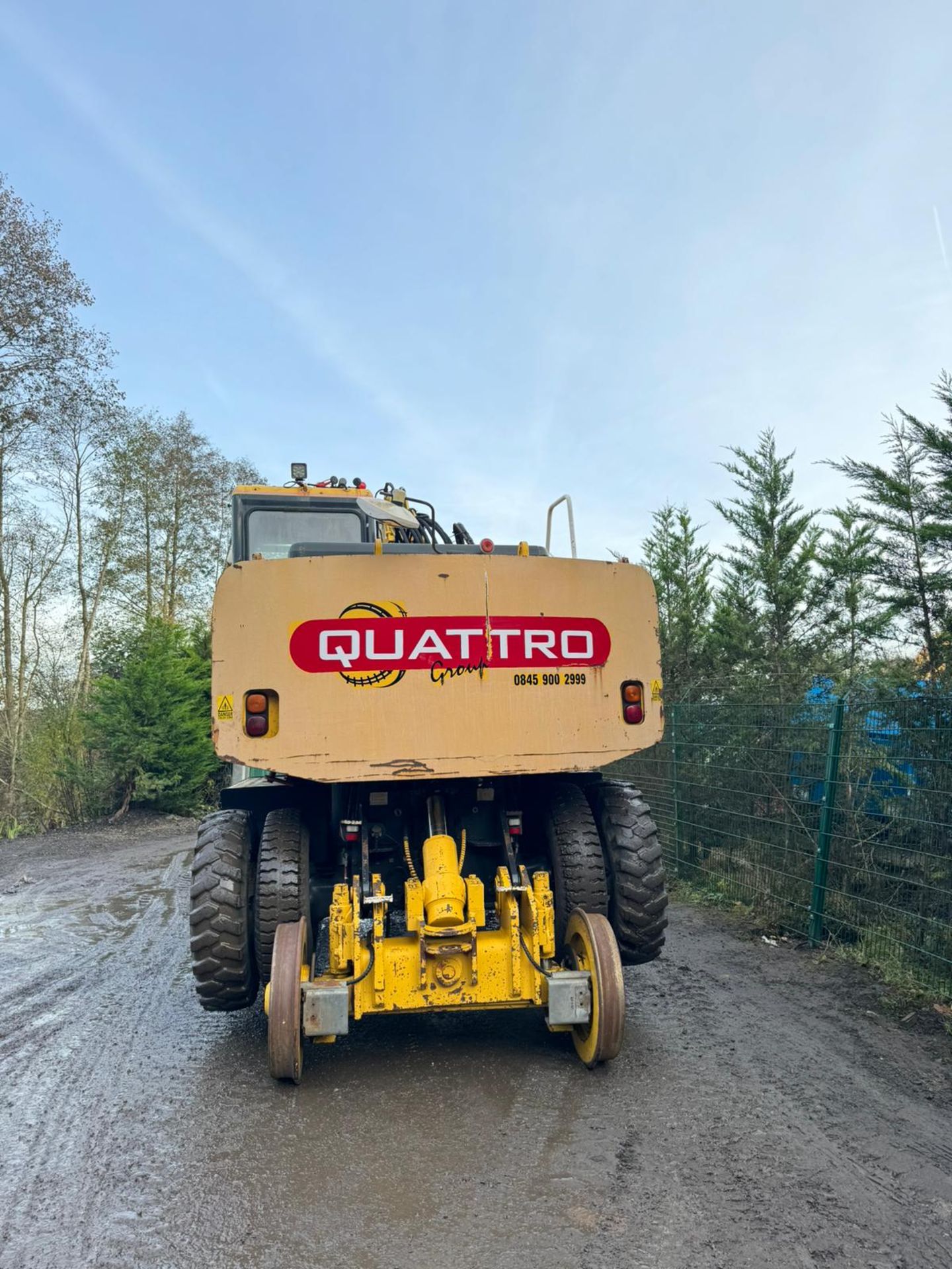 KOMATSU PW160ES-7K 4WD WHEELED EXCAVATOR C/W QUICK HITCH & RAILWAY GEAR *PLUS VAT* - Image 4 of 22