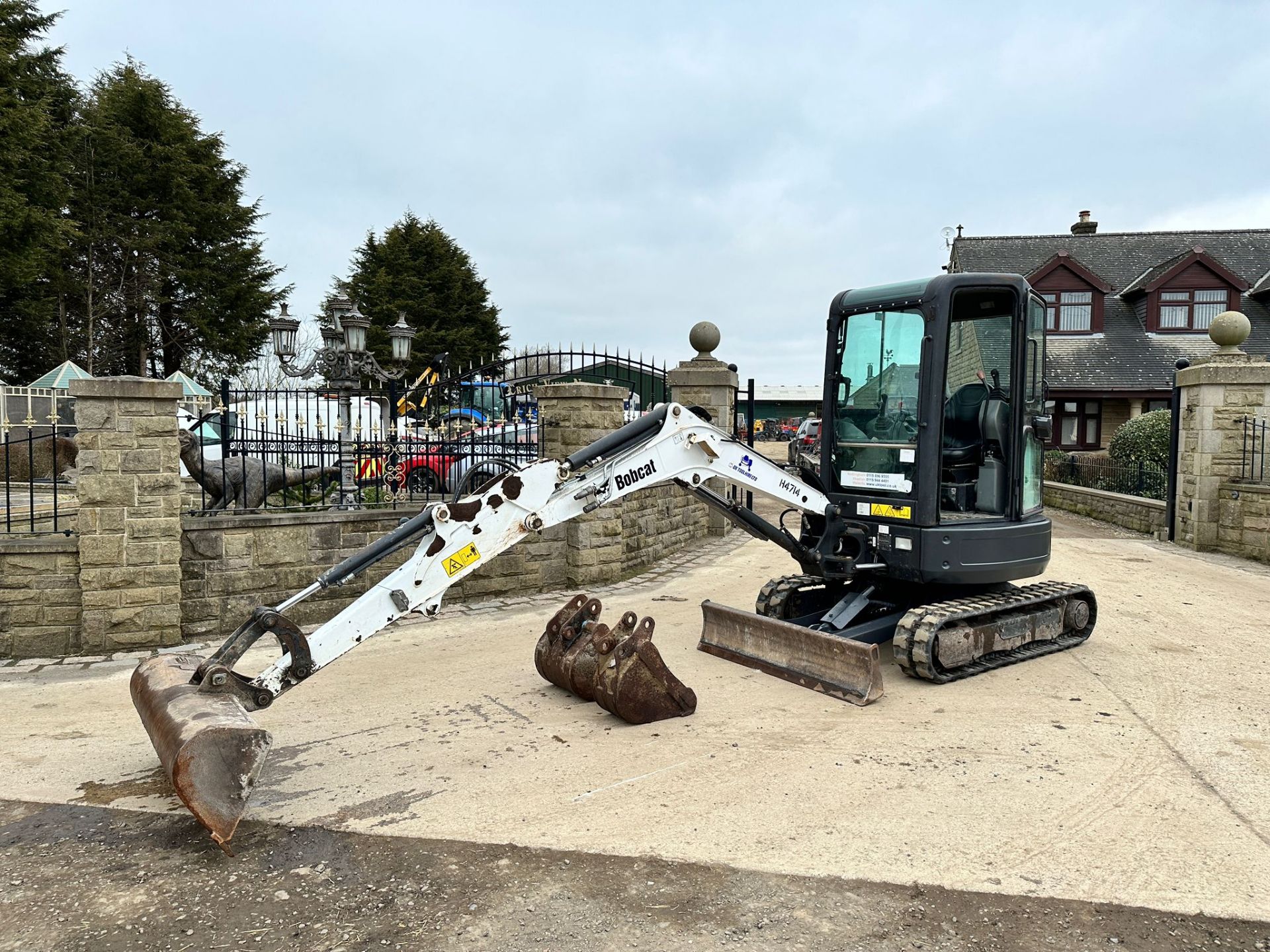 2017 Bobcat E25 2.5 Ton Mini Digger *PLUS VAT* - Image 2 of 25