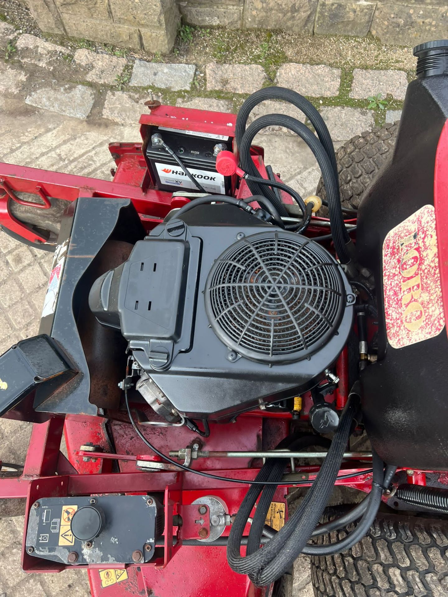 2013 TORO GRANDSTAND 48 STAND ON MOWER *PLUS VAT* - Image 9 of 10