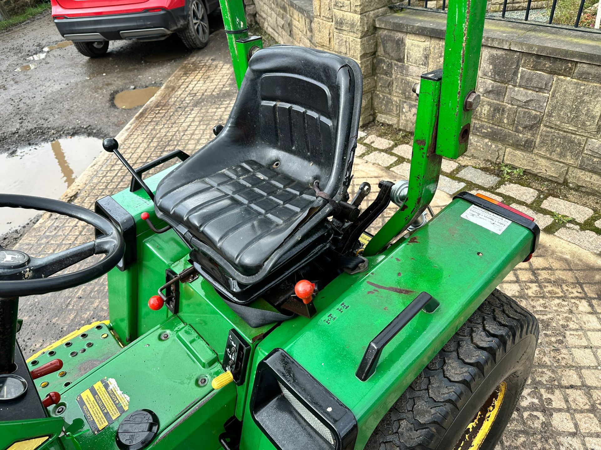 JOHN DEERE 755 20HP 4WD COMPACT TRACTOR WITH 60î UNDERSLUNG DECK *PLUS VAT* - Image 14 of 15